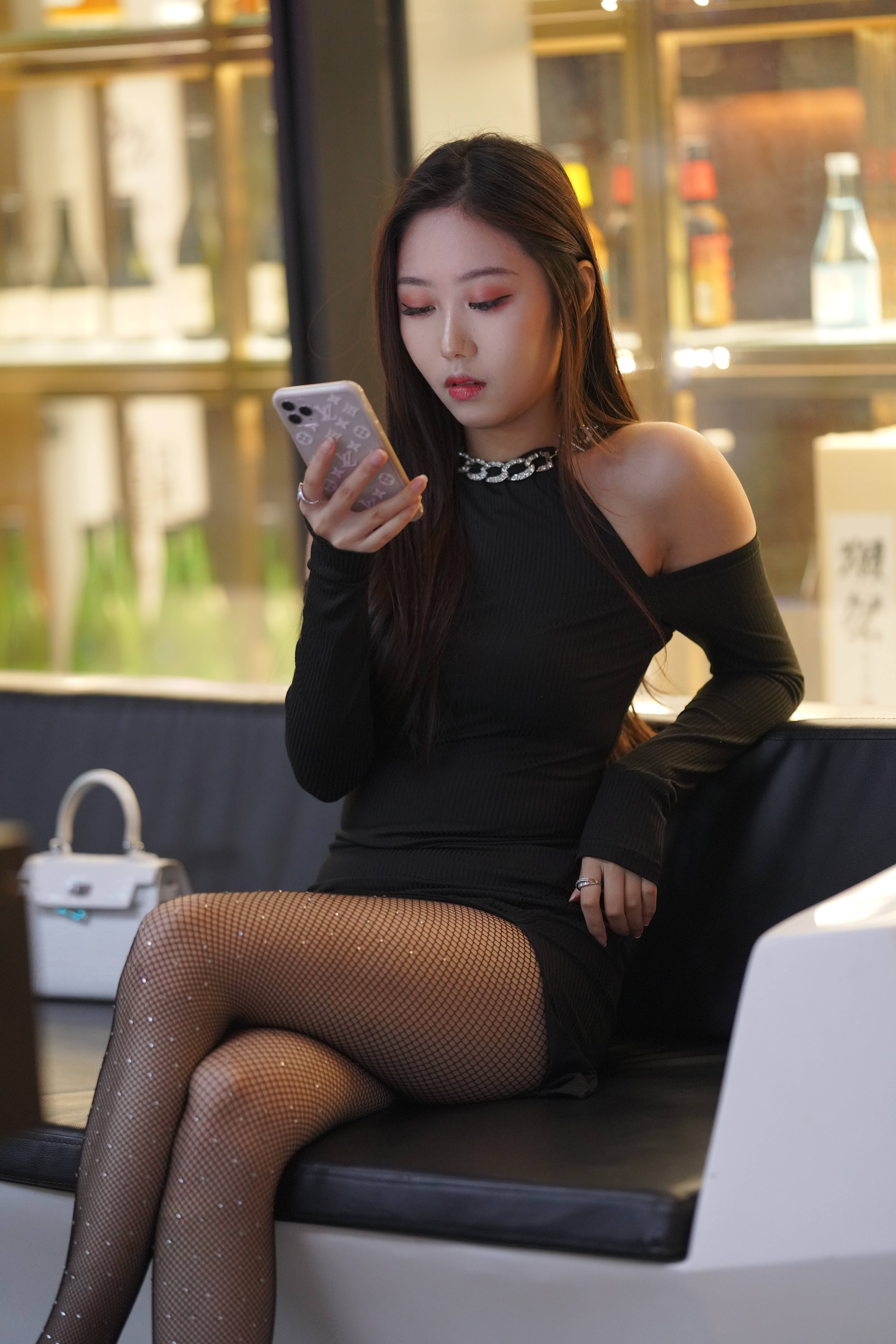 No.5095 牛男街拍 美丽的网袜女孩 [187P8V-10.4GB]