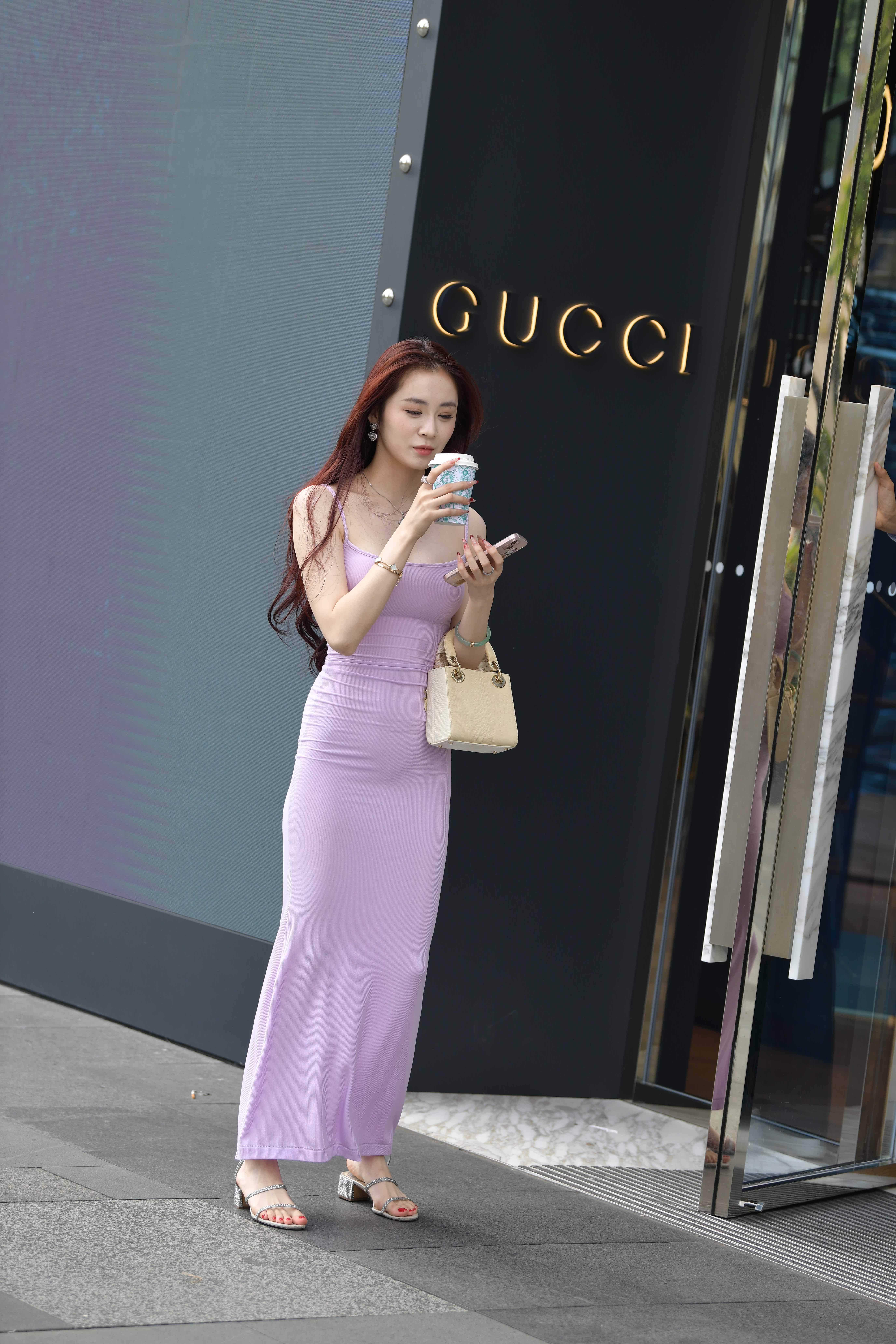 No.8088 优雅粉色修身长裙 [84P-1.98GB]