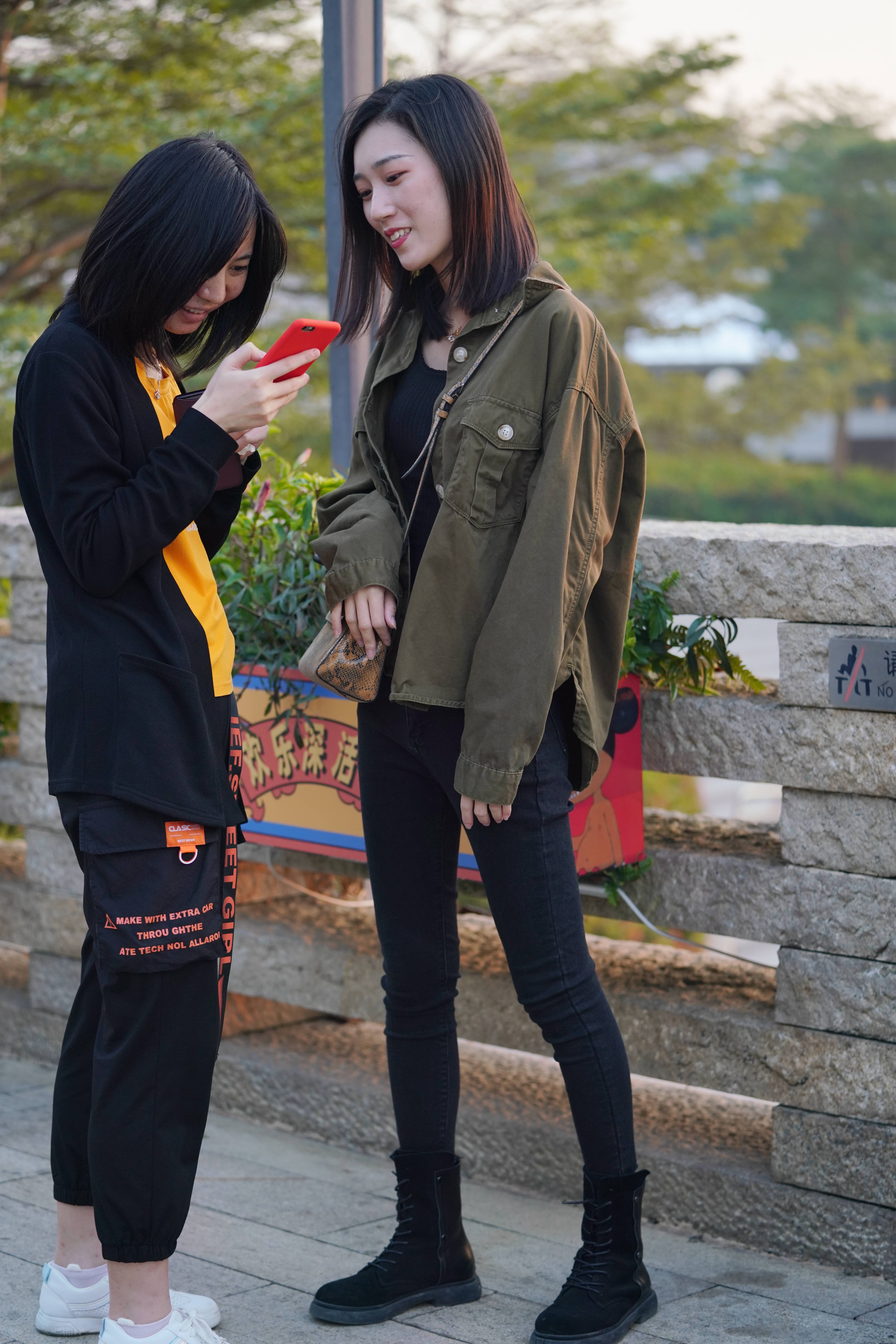 No.5357 小S街拍作品 - 颜值与身材并存 [50P-1.08GB]