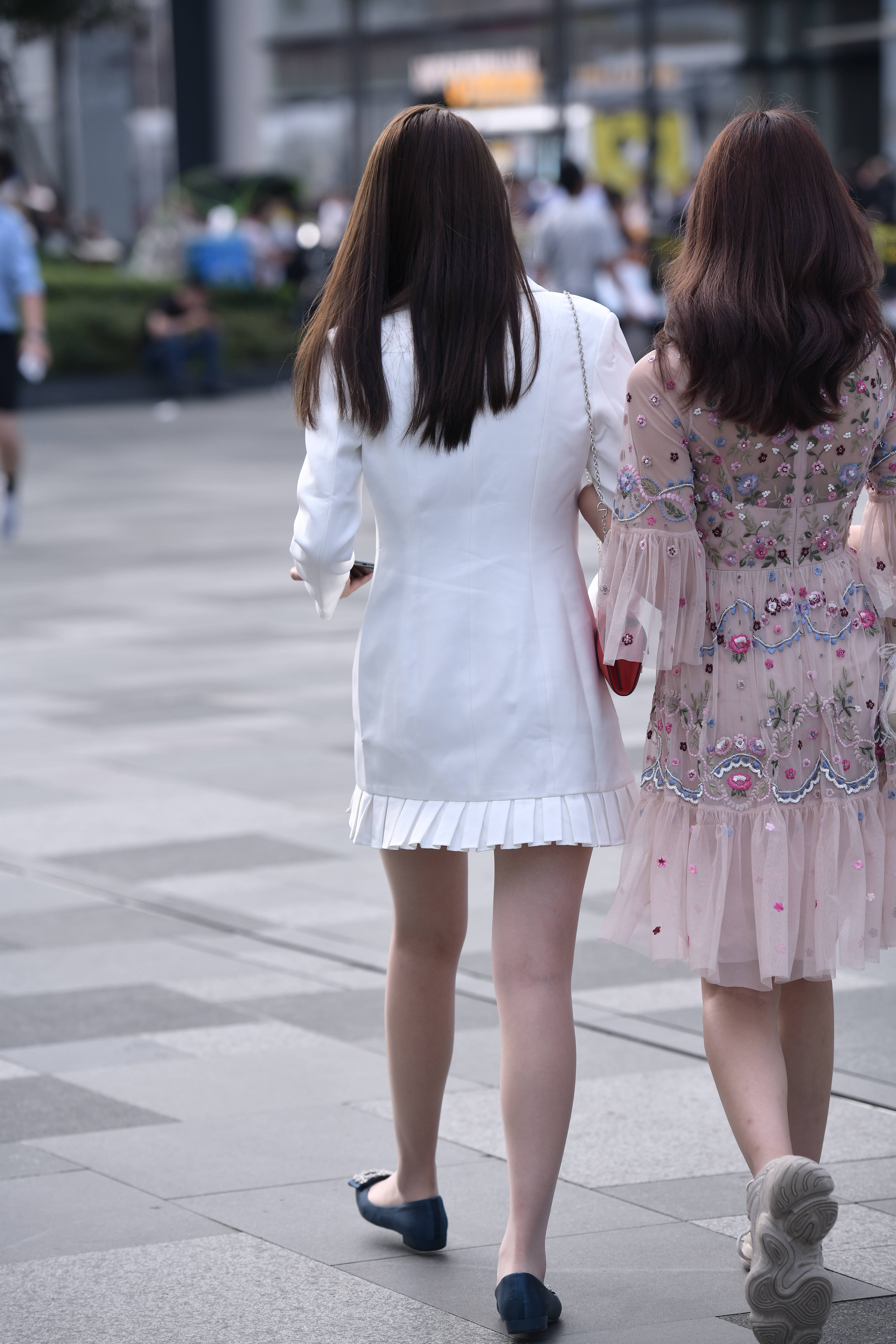 No.8268 简约白色西装 [58P-1.48GB]
