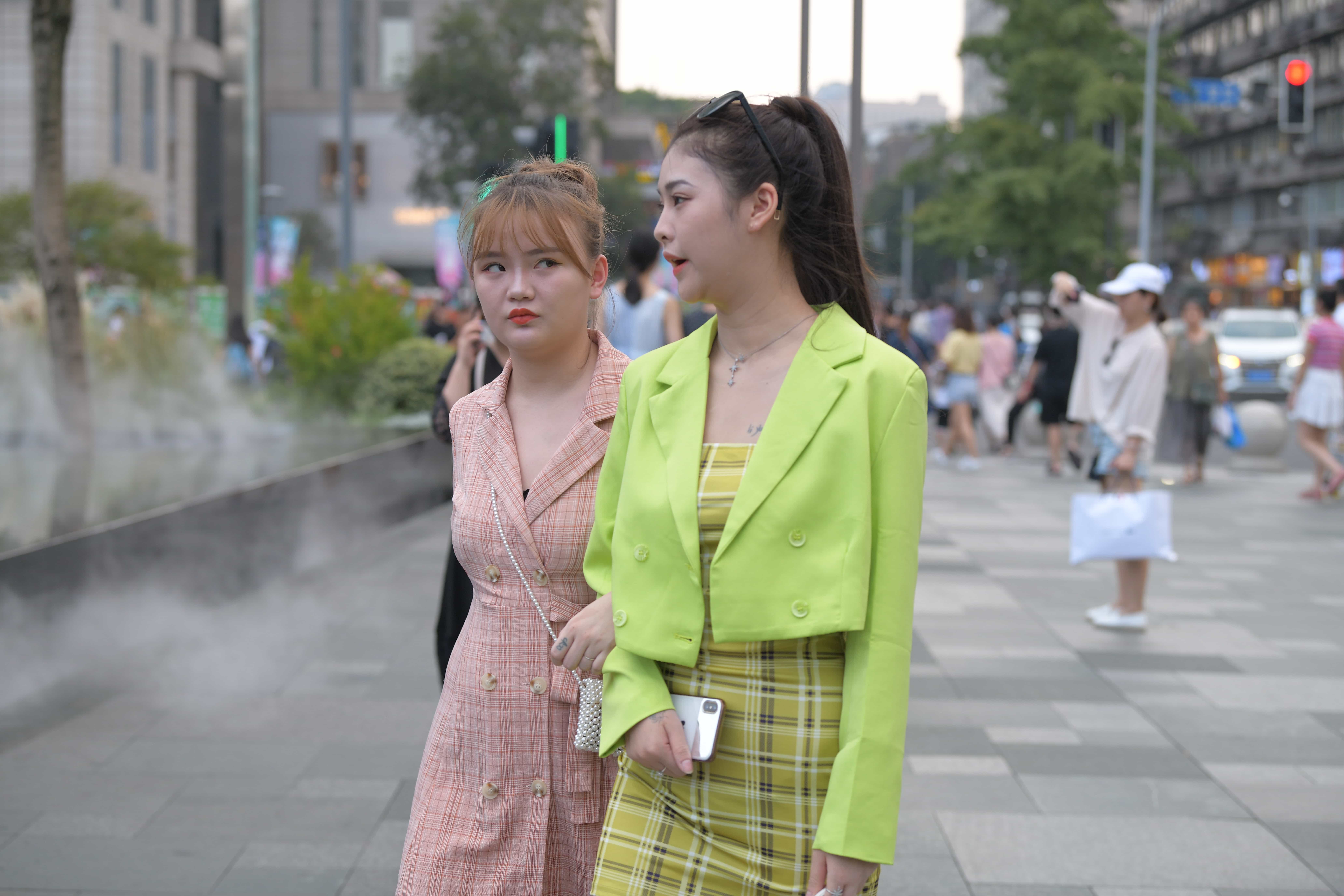 No.5361 摄神街拍作品 - 好靓丽的美腿小姐姐 [48P-1.12GB]