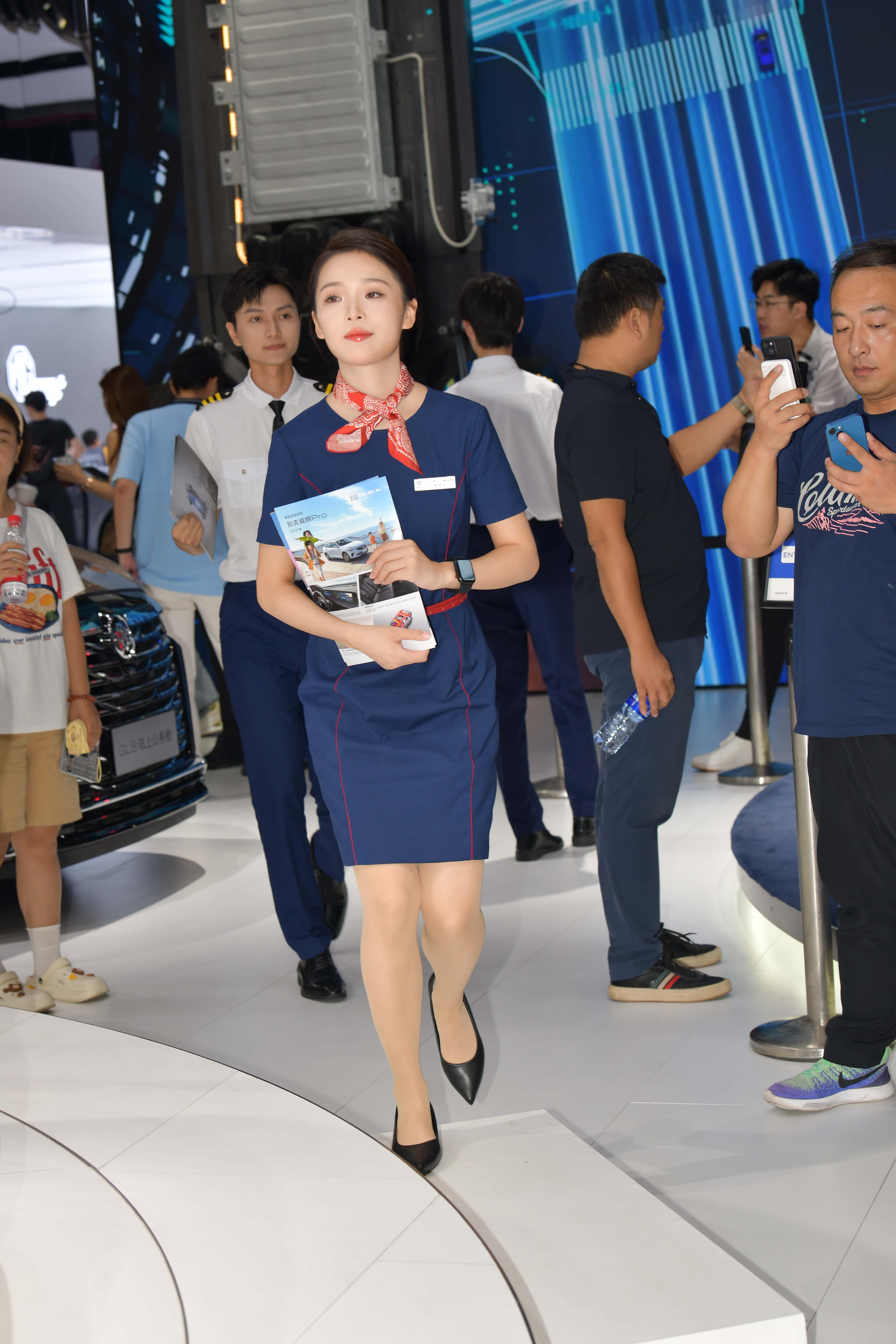 No.8289 蓝色长裙 [136P-2.91GB]