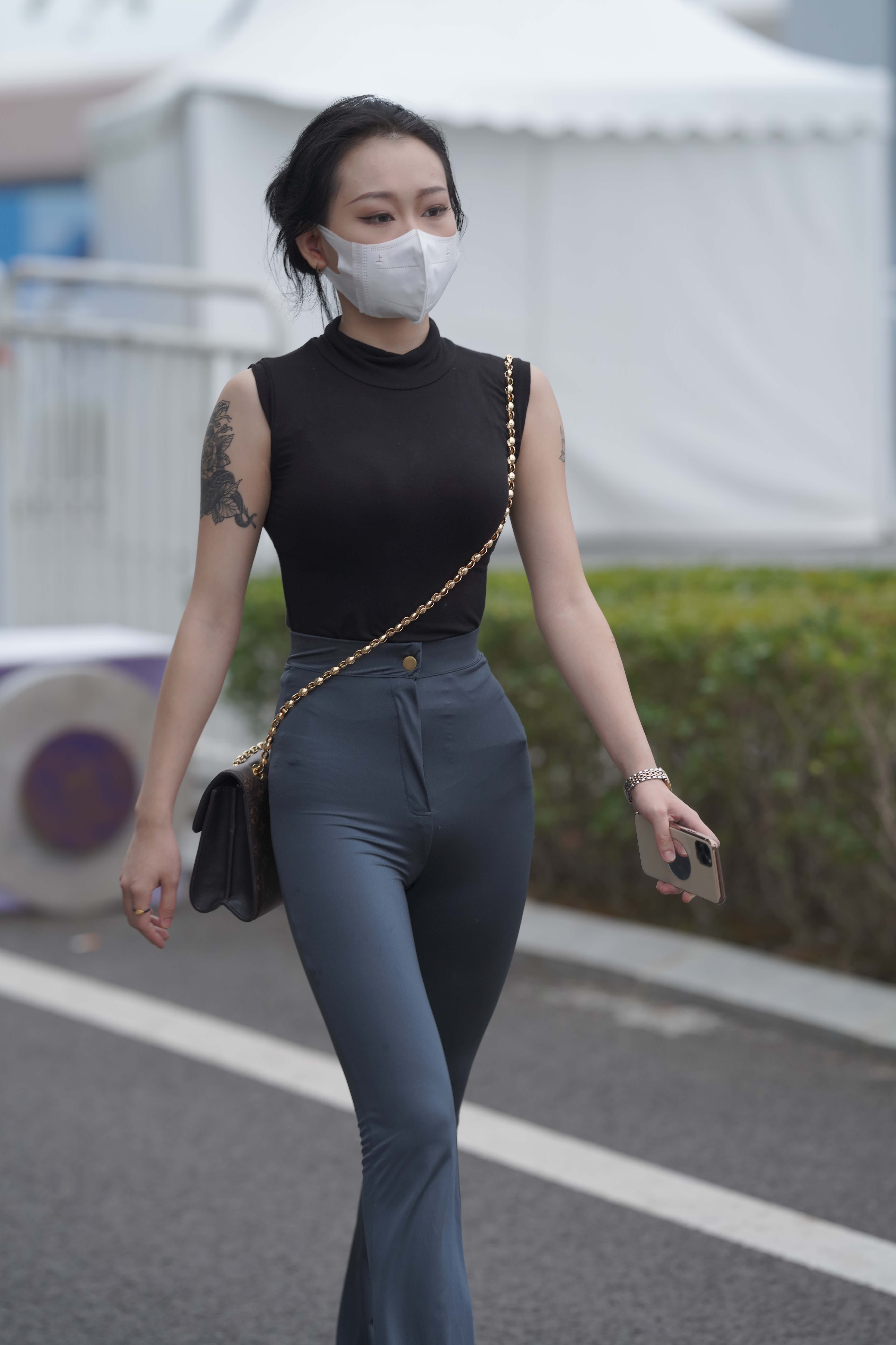 No.8304 修身装好身材纹身 [81P-990MB]