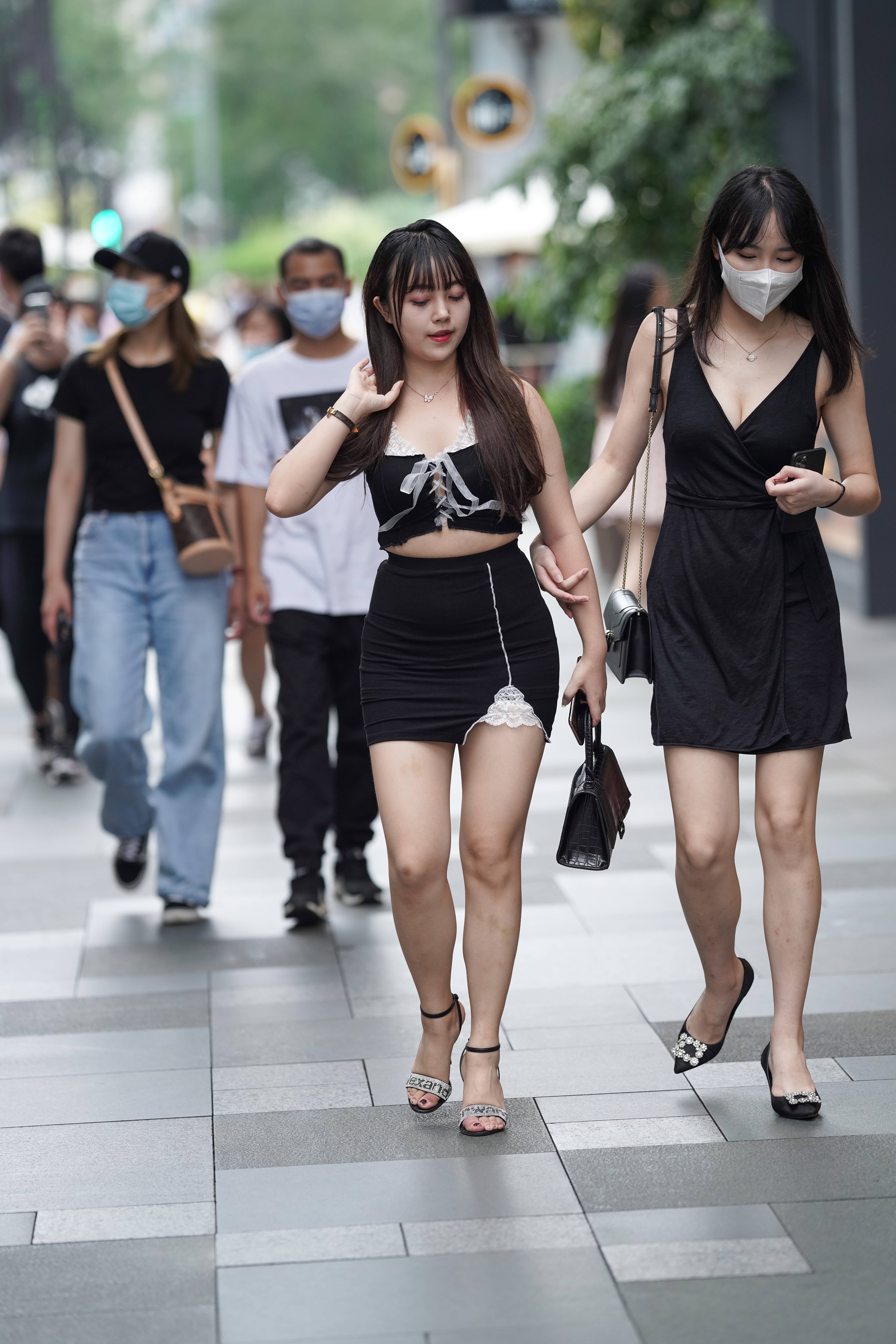 No.5373 牛男街拍作品 - 肉嘟嘟的漂亮可爱女孩 [125P-1.32GB]