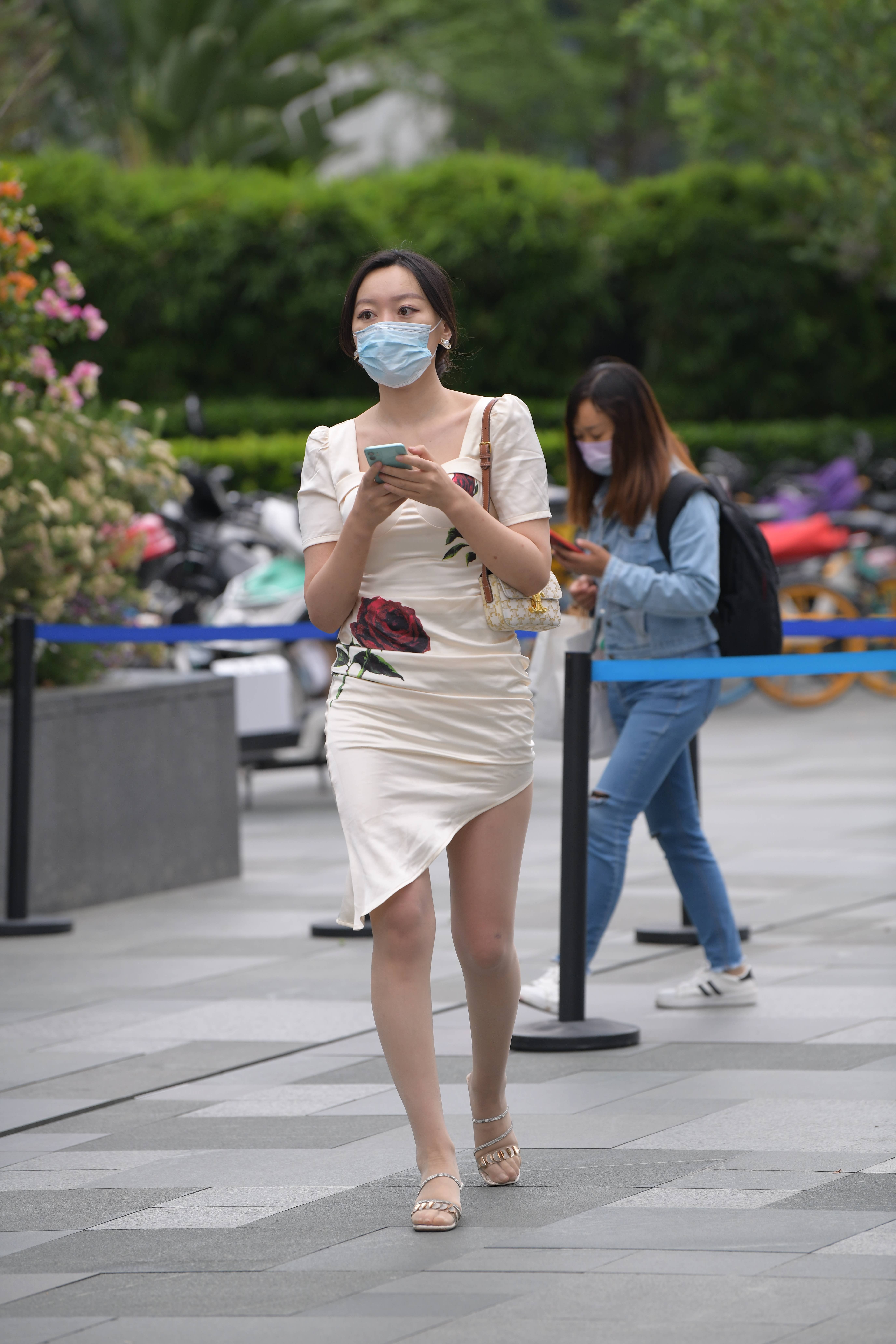 No.8266 白色连衣裙 [157P-3.44GB]