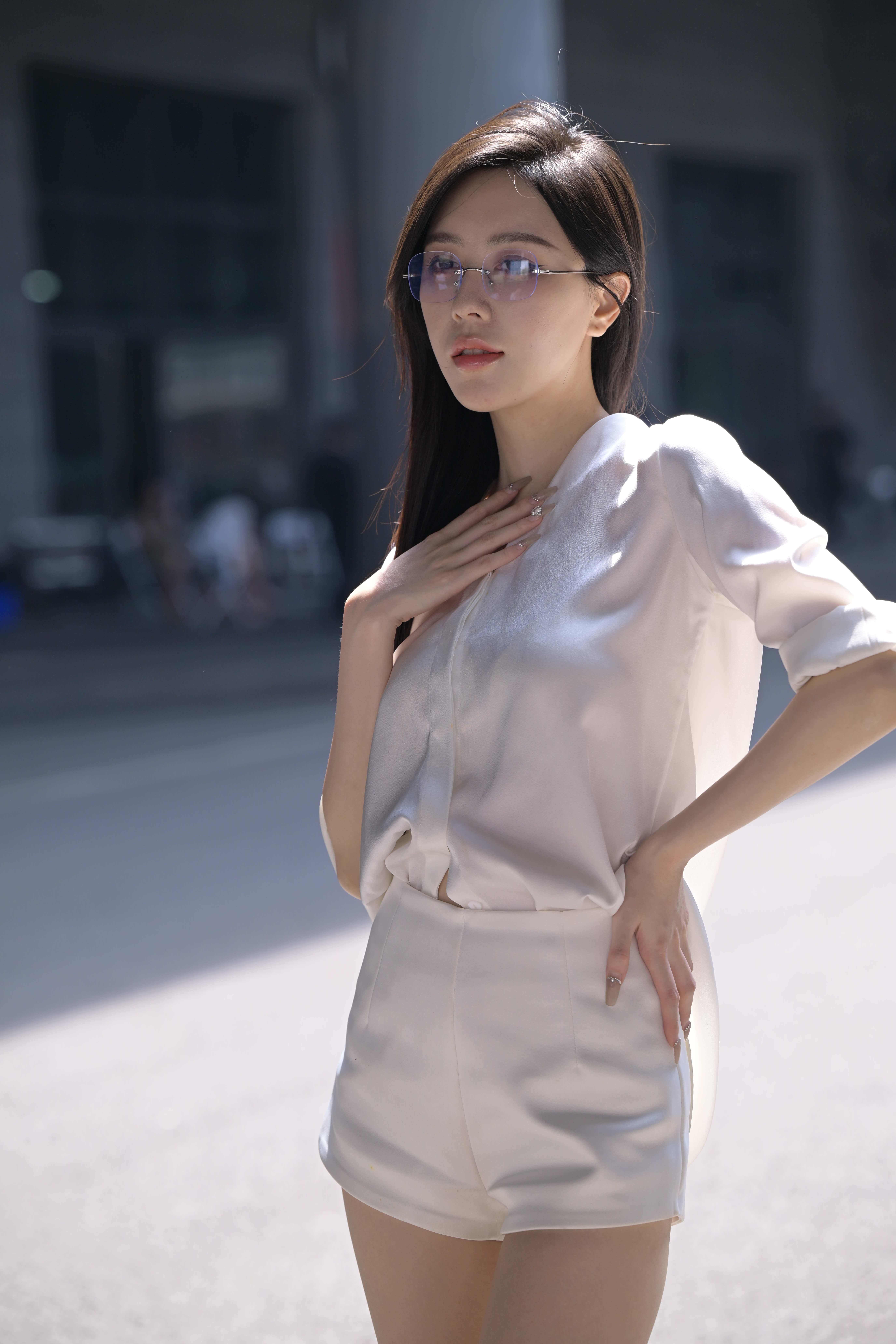 No.8223 丝质衬衫短裤搭配 [135P-2.96GB]