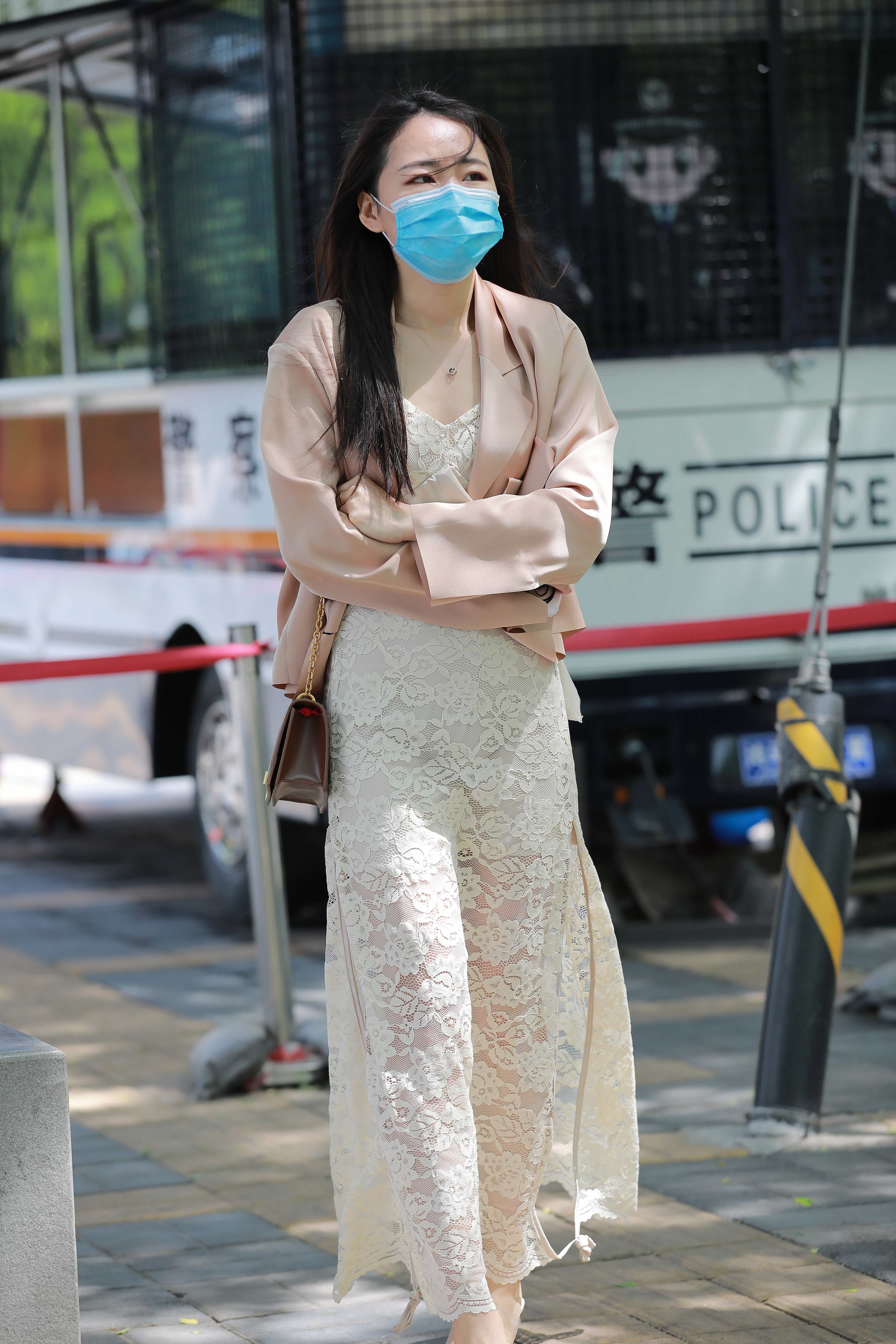 No.5042 四九城嘎子街拍作品 - 蕾丝裙美腿闺蜜 [132P2V-3.30GB]