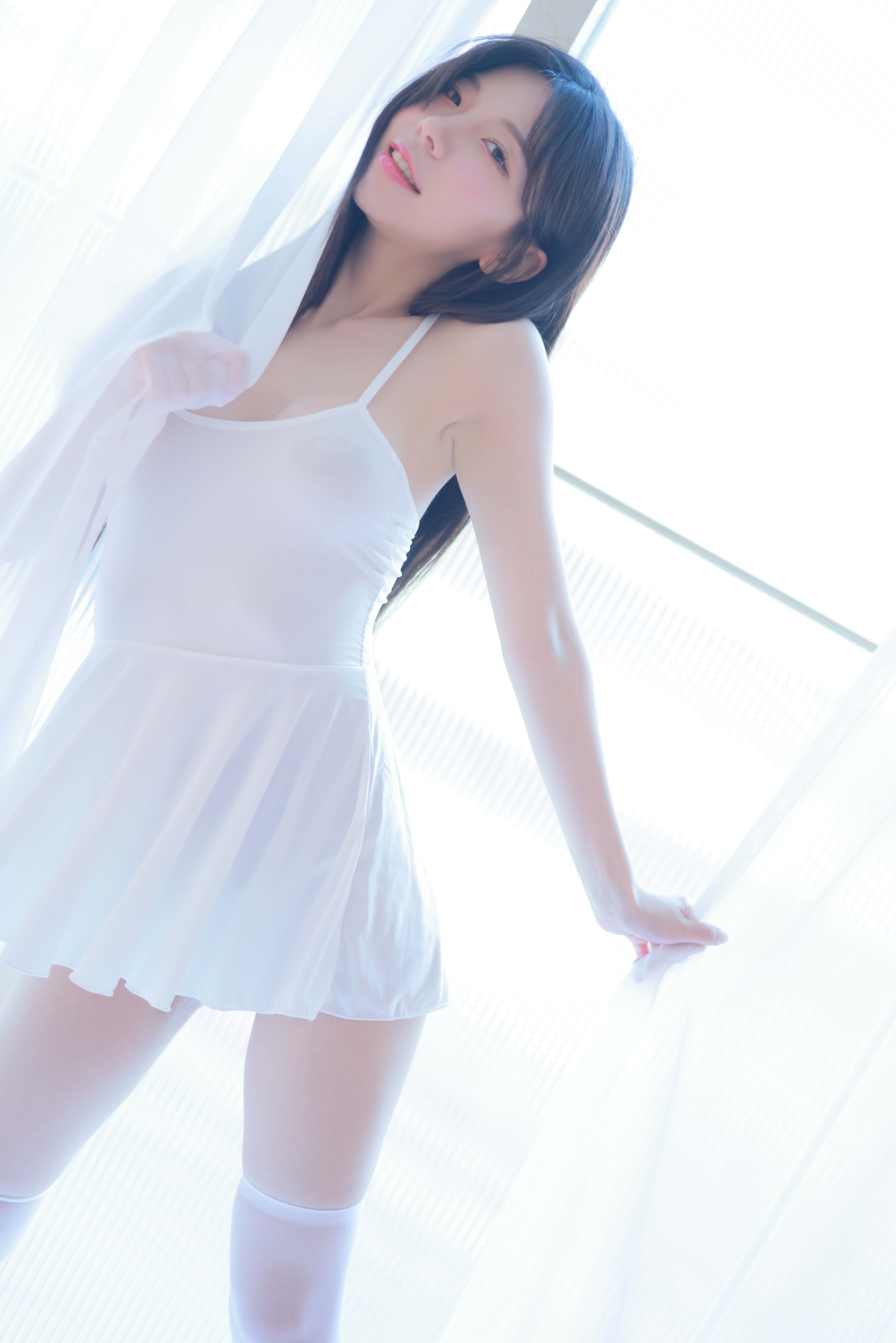 [PATREON] Leeesovely 2023年4月 [264P32V-8.33GB]