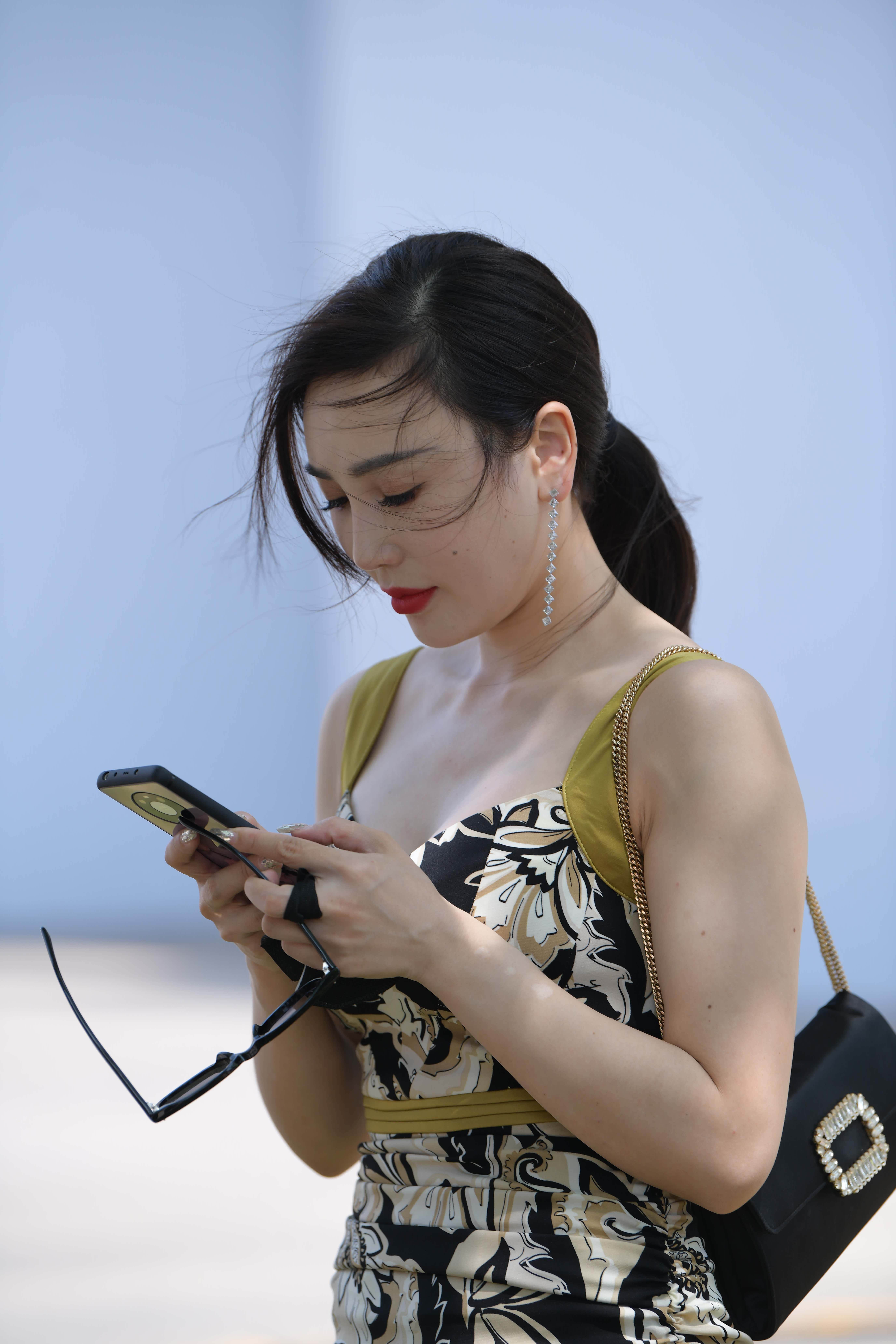 GS-X047 靓丽的贵妇【103P1V 3.24G】