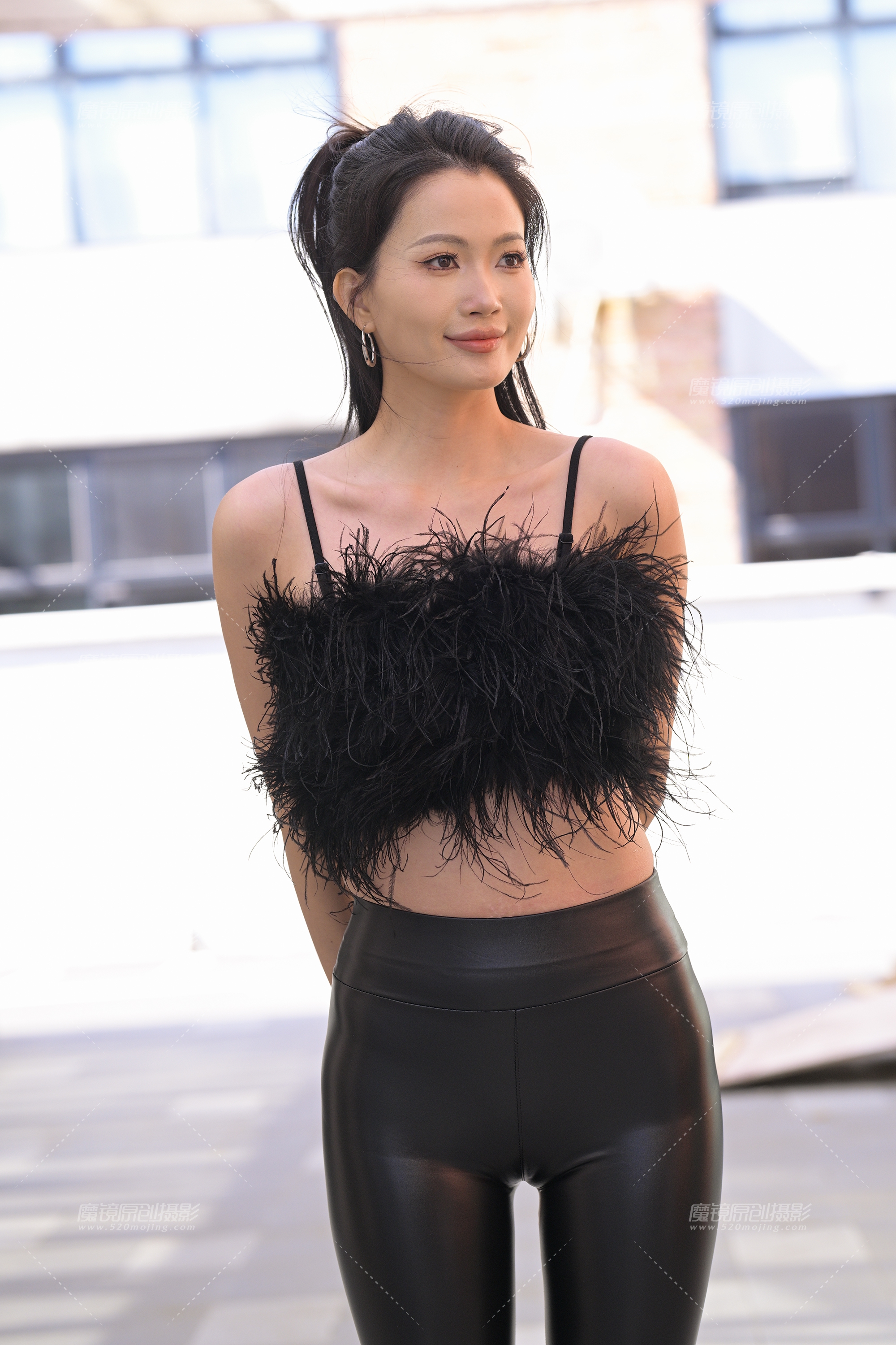  【2025年01月·魔镜滚叔】皮裤-苏夜歌【1017P1V】