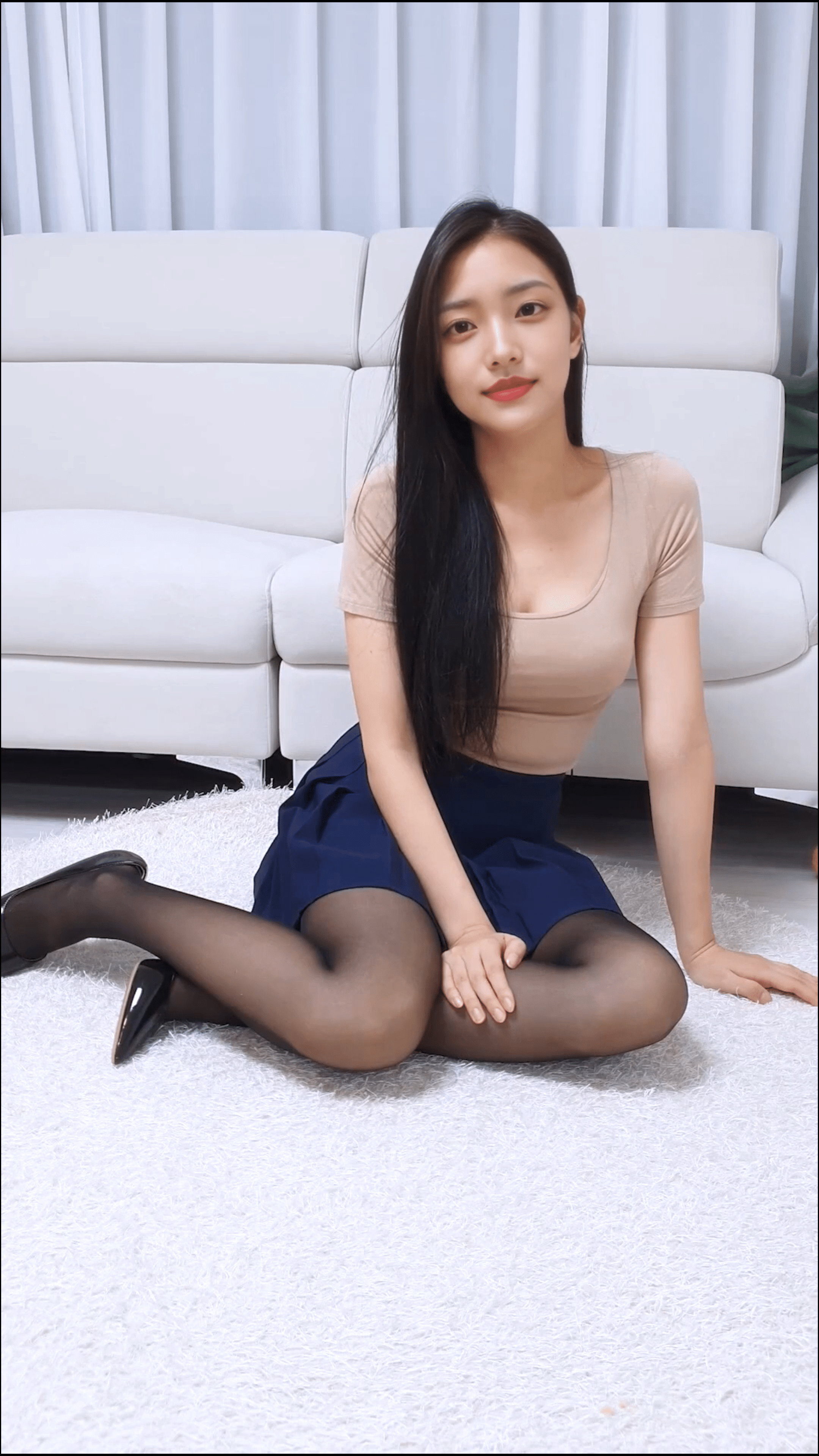 AB-145 黑丝小姐姐【3分44秒 823M】