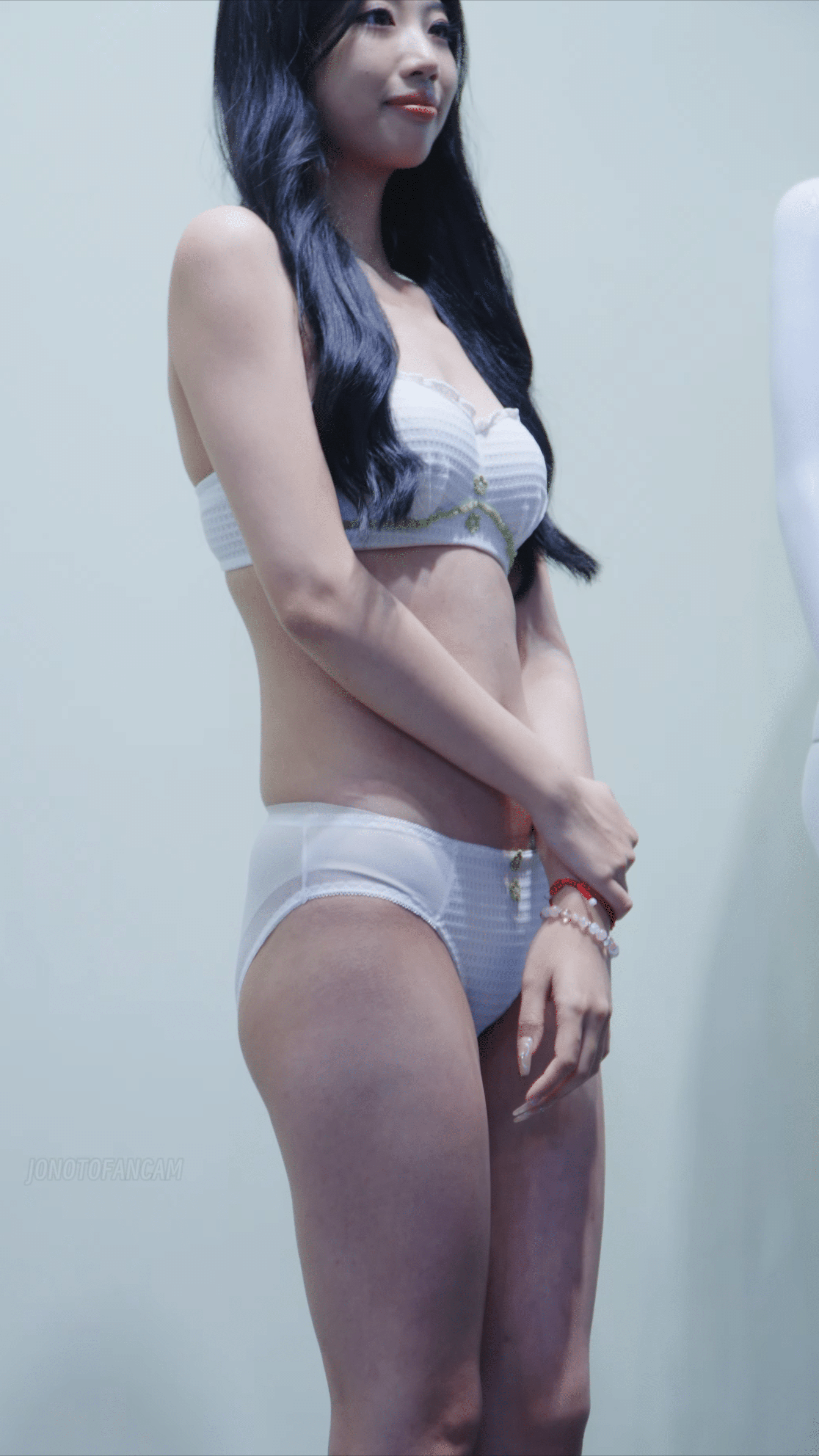 AB-153 2024深圳內衣展SIUF 內衣秀模特 凱軒基【4分02秒 889M】