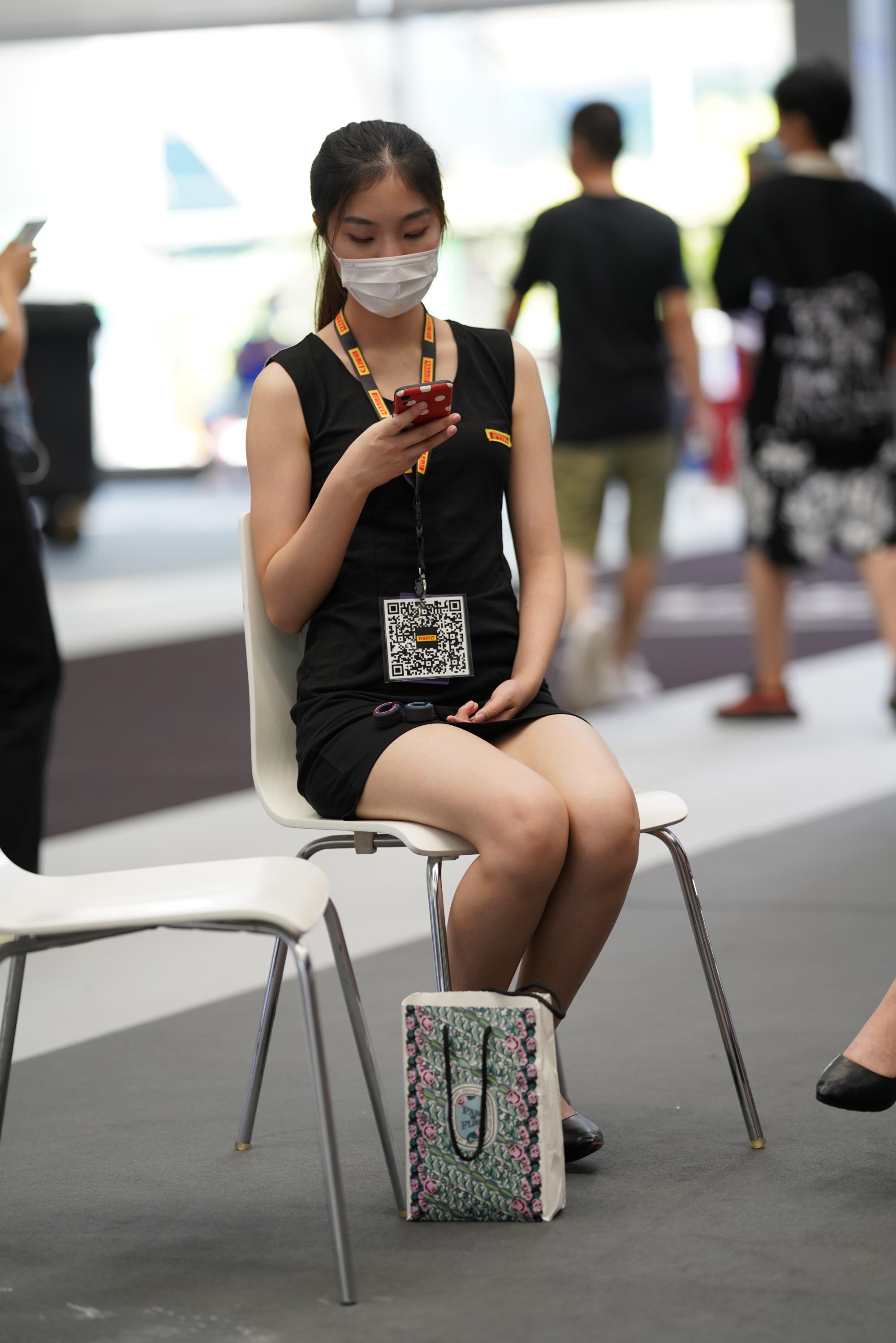 GS-T256 发呆礼仪【75P 1.34G】