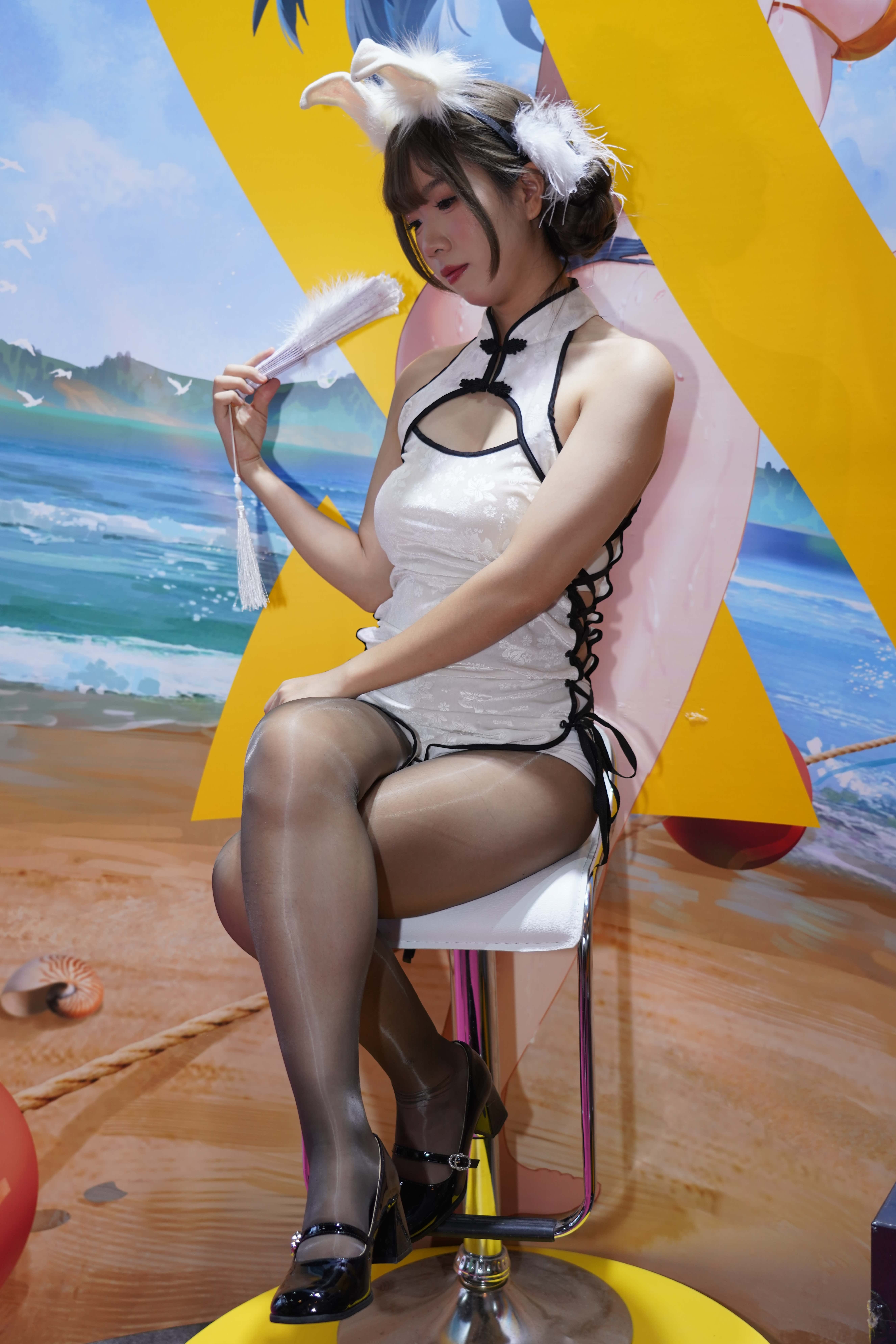 No.8383 复古短裙黑丝小兔 [86P-1.64GB]