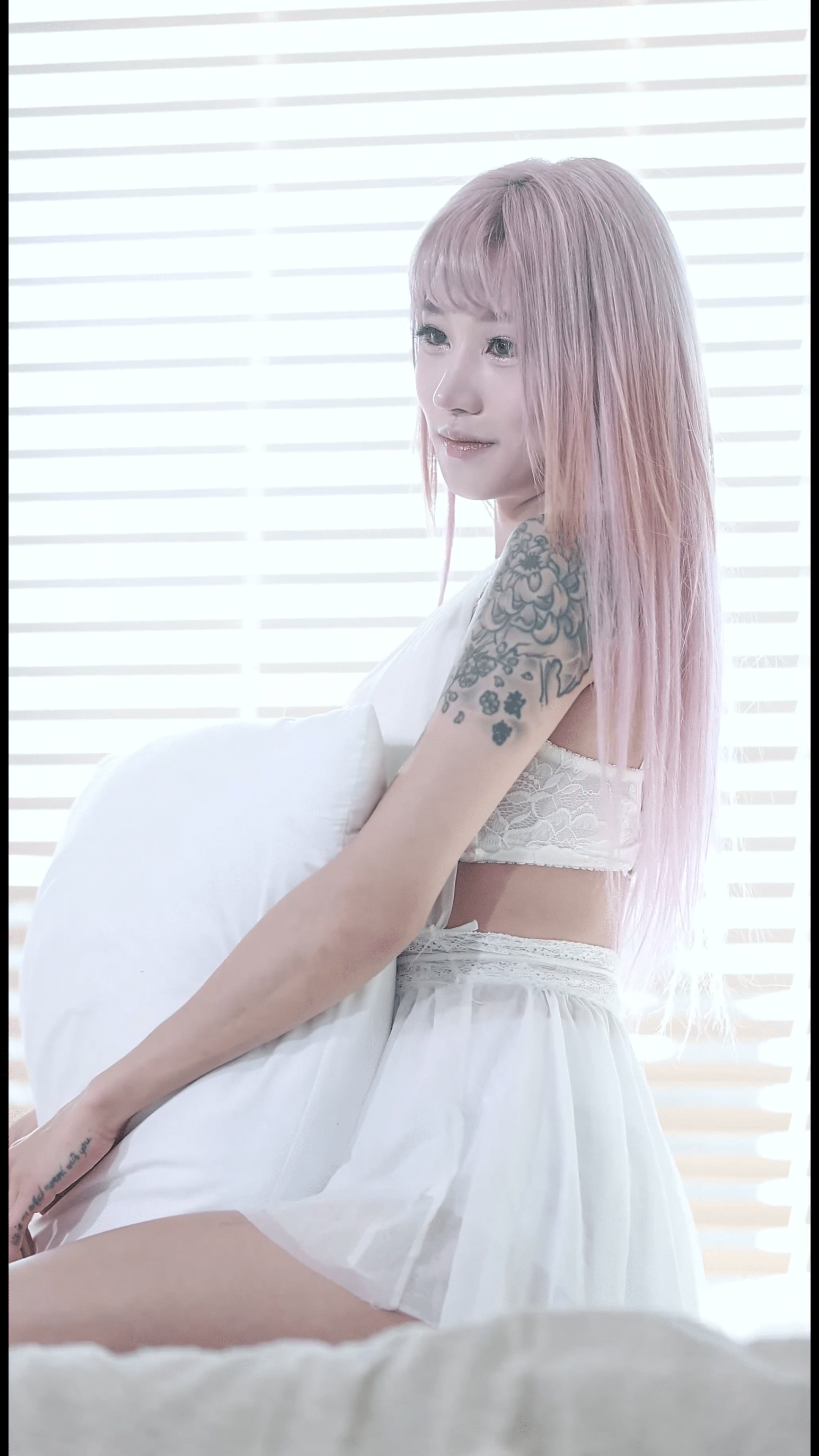 韩国模特03 【1V 2.12G】