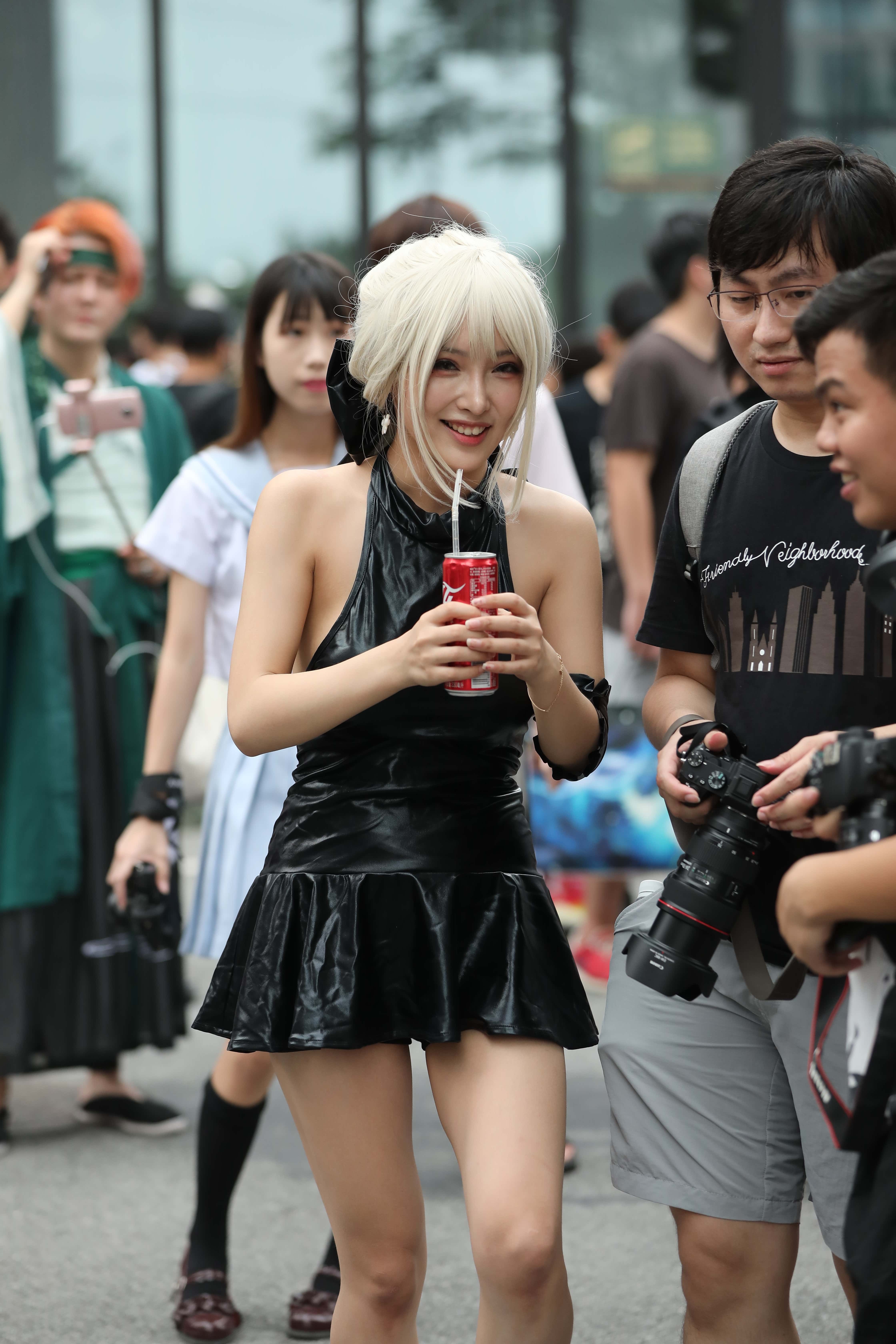 No.8544 黑胶cos小姐姐 [106P-747MB]