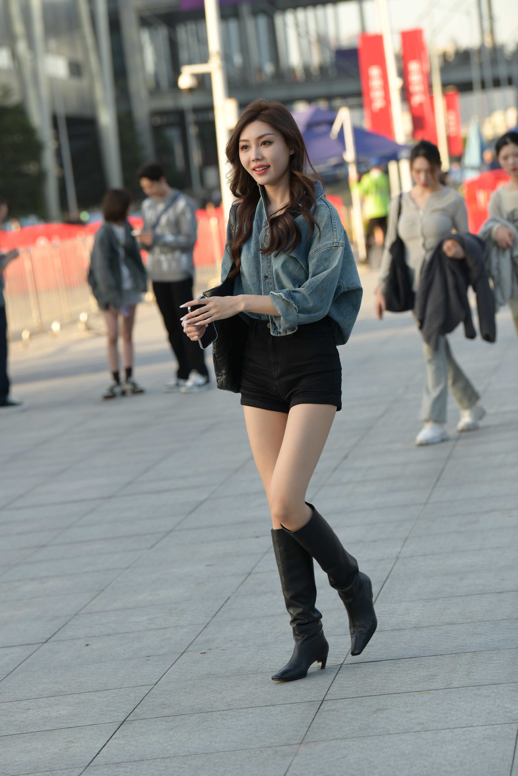 GS-S212 黑靴美女【60P 1.53G】