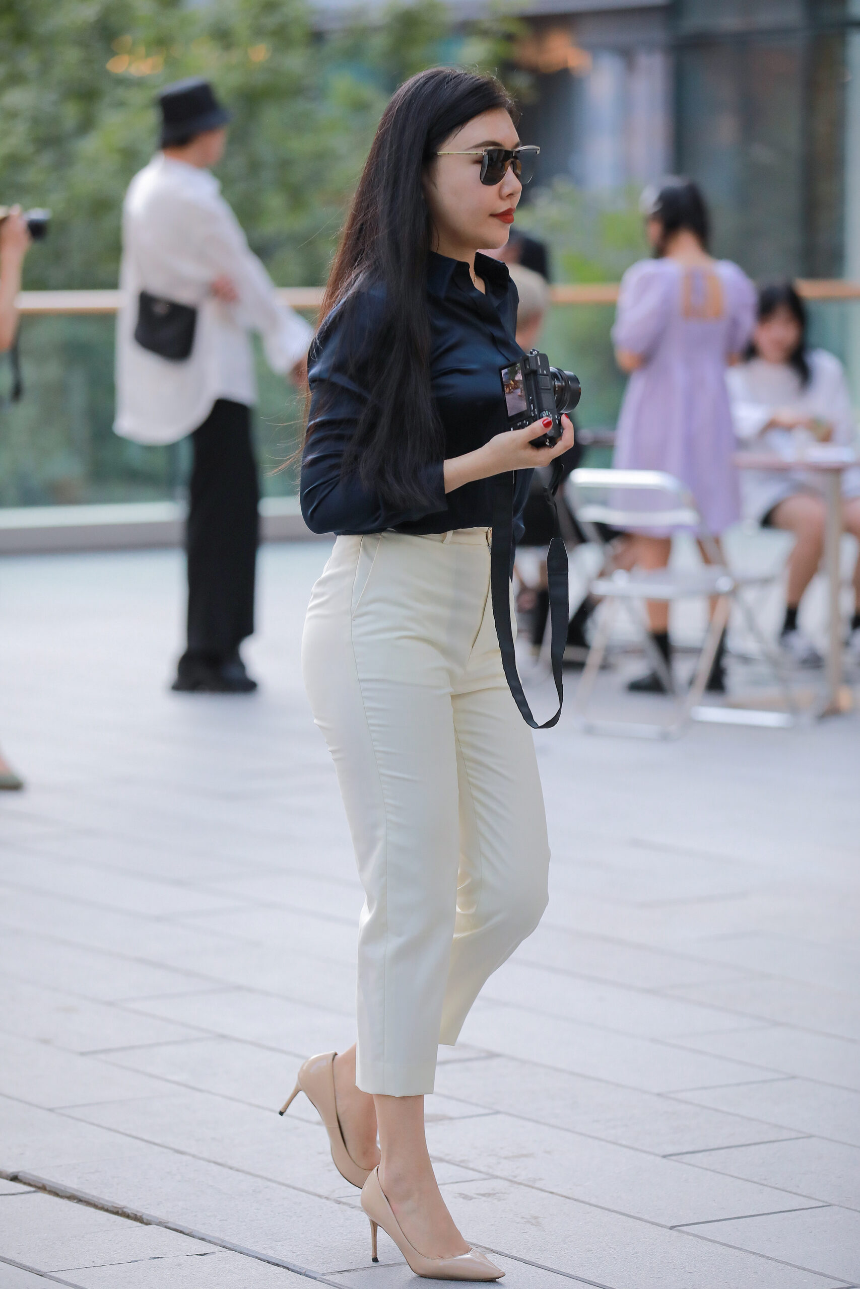 GS-T313 镜头里面的女摄影师 【100P1V  】