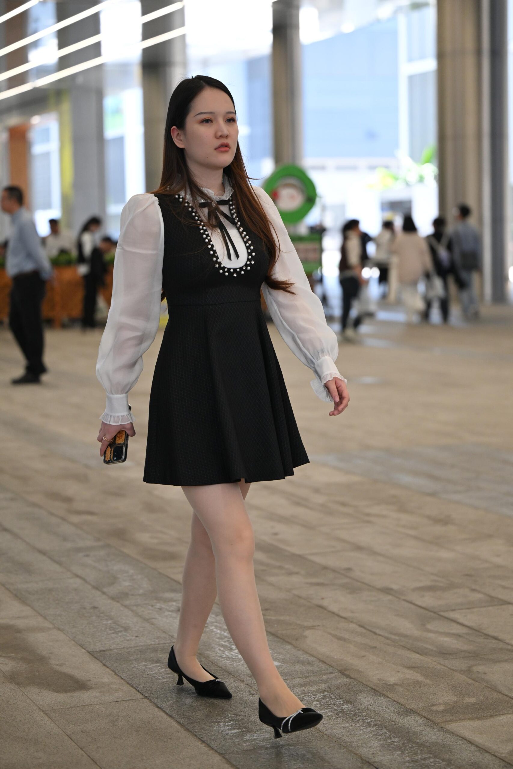 GS-X225 黑裙小姐姐【68P 1.38G】