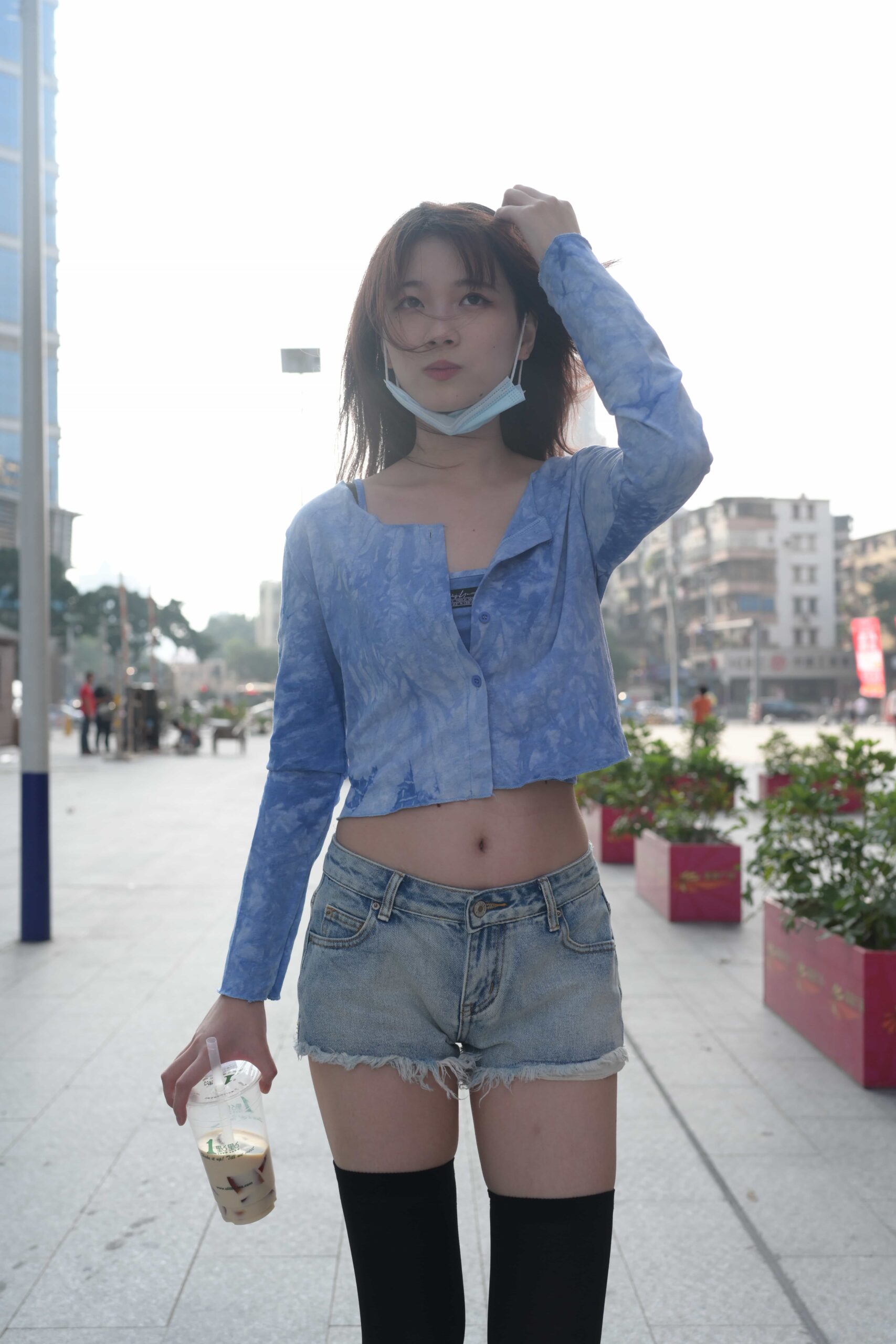 GS-X184 牛仔短裤小姐姐【322P  5.56G】