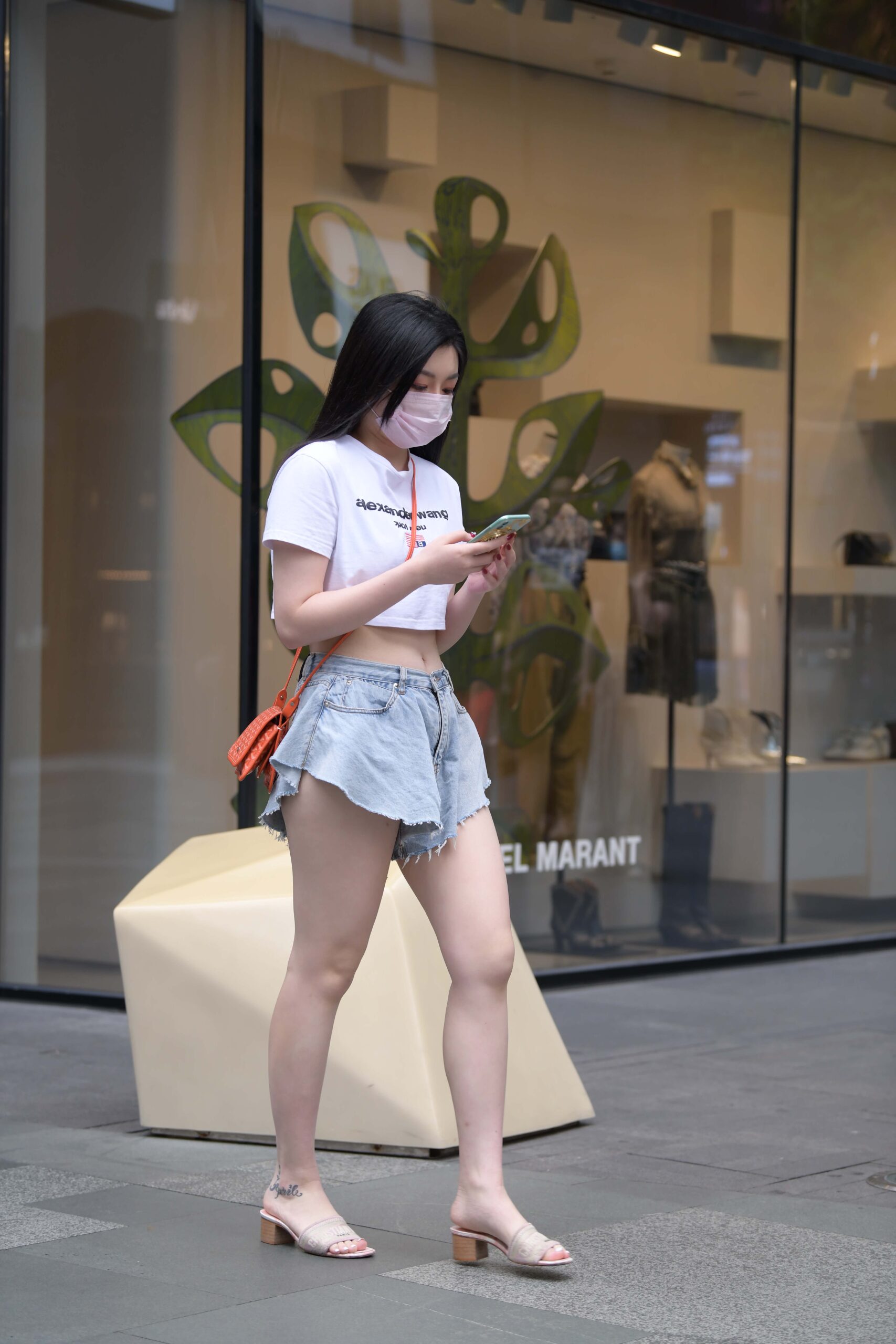 GS-T301 是不是梅川内裤呢她？【49P 1.08G】