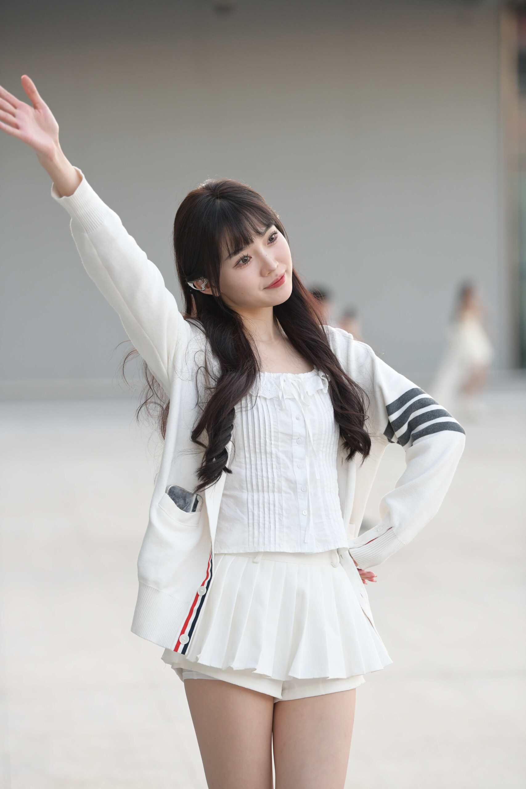 GS-S215 活泼可爱的小美女【34P 877M】
