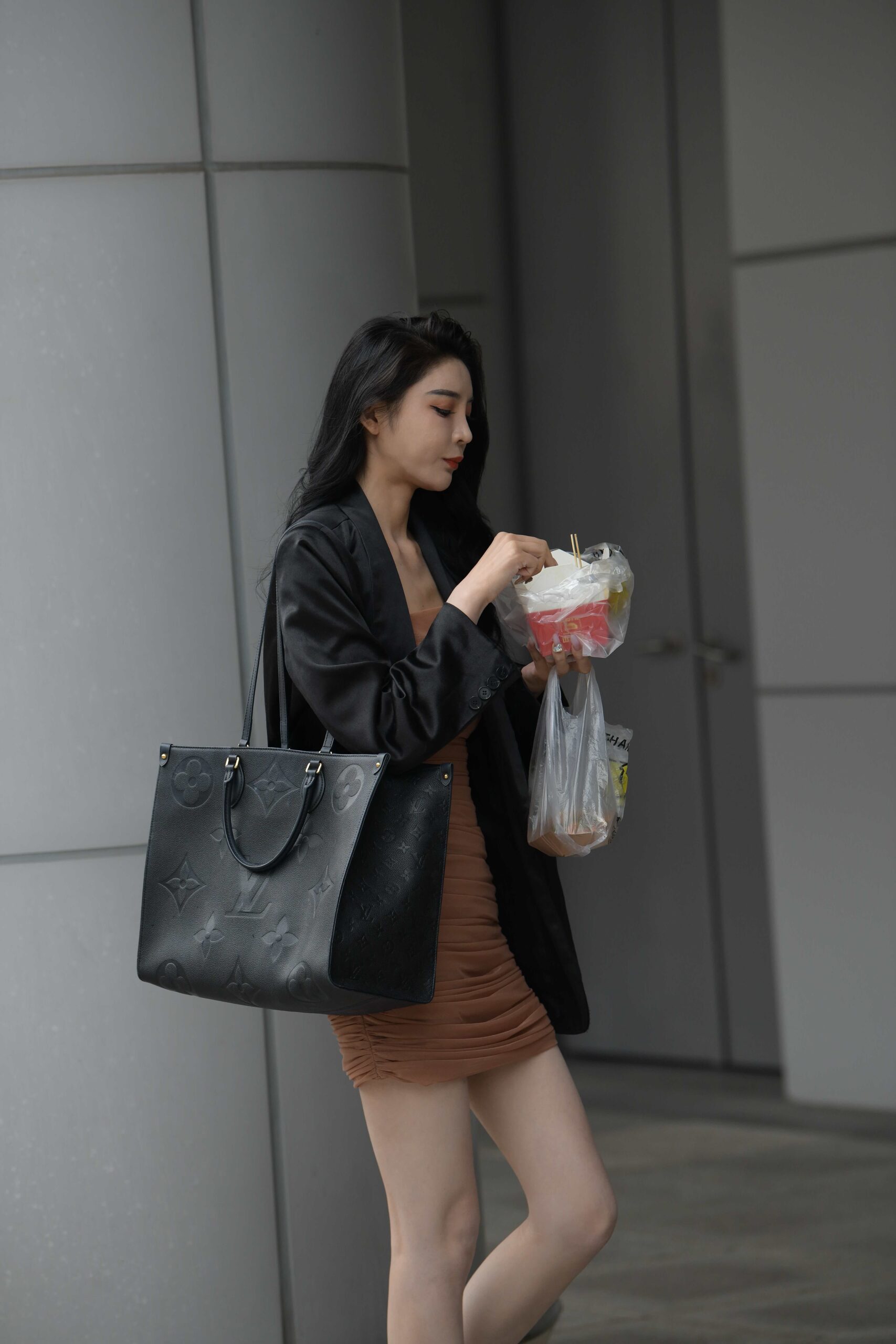 GS-S243 白嫩美腿小姐姐【51P 1.15G】