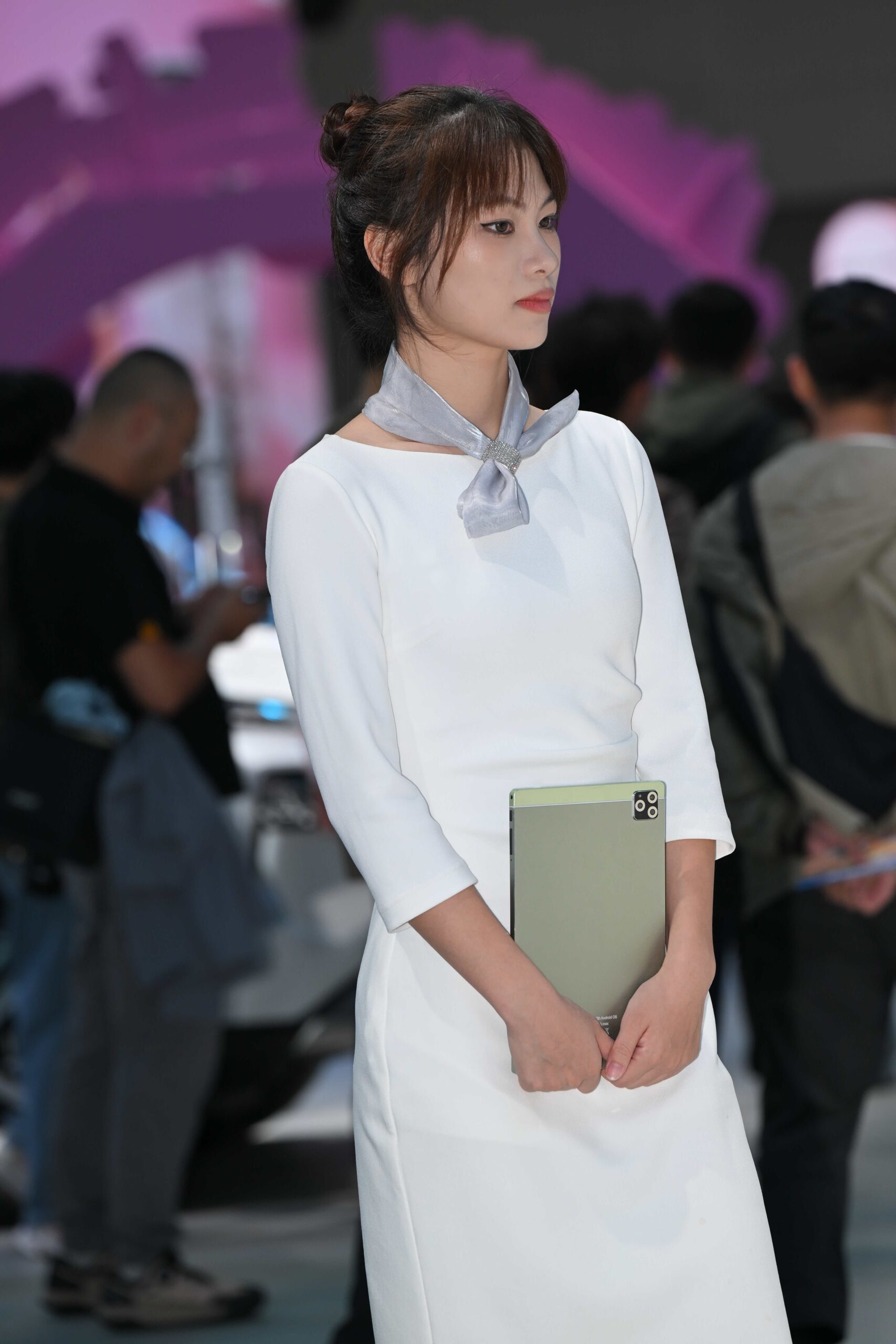 GS-X243 礼仪小姐姐【70P  1.14G】
