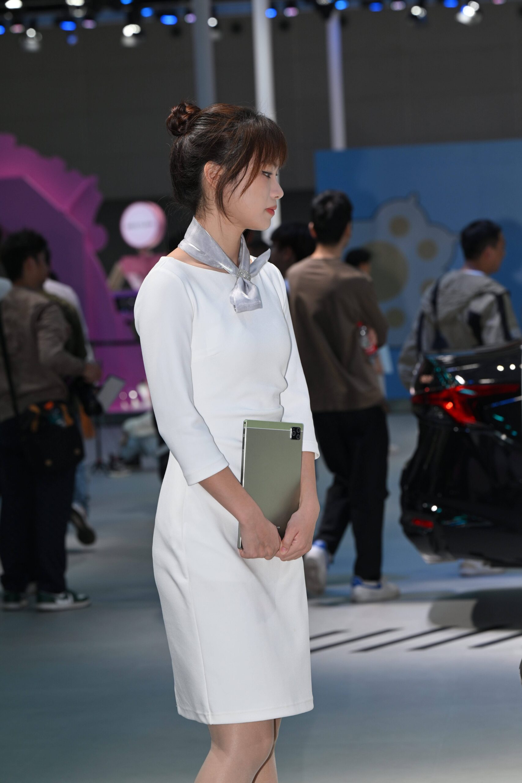 GS-X243 礼仪小姐姐【70P  1.14G】