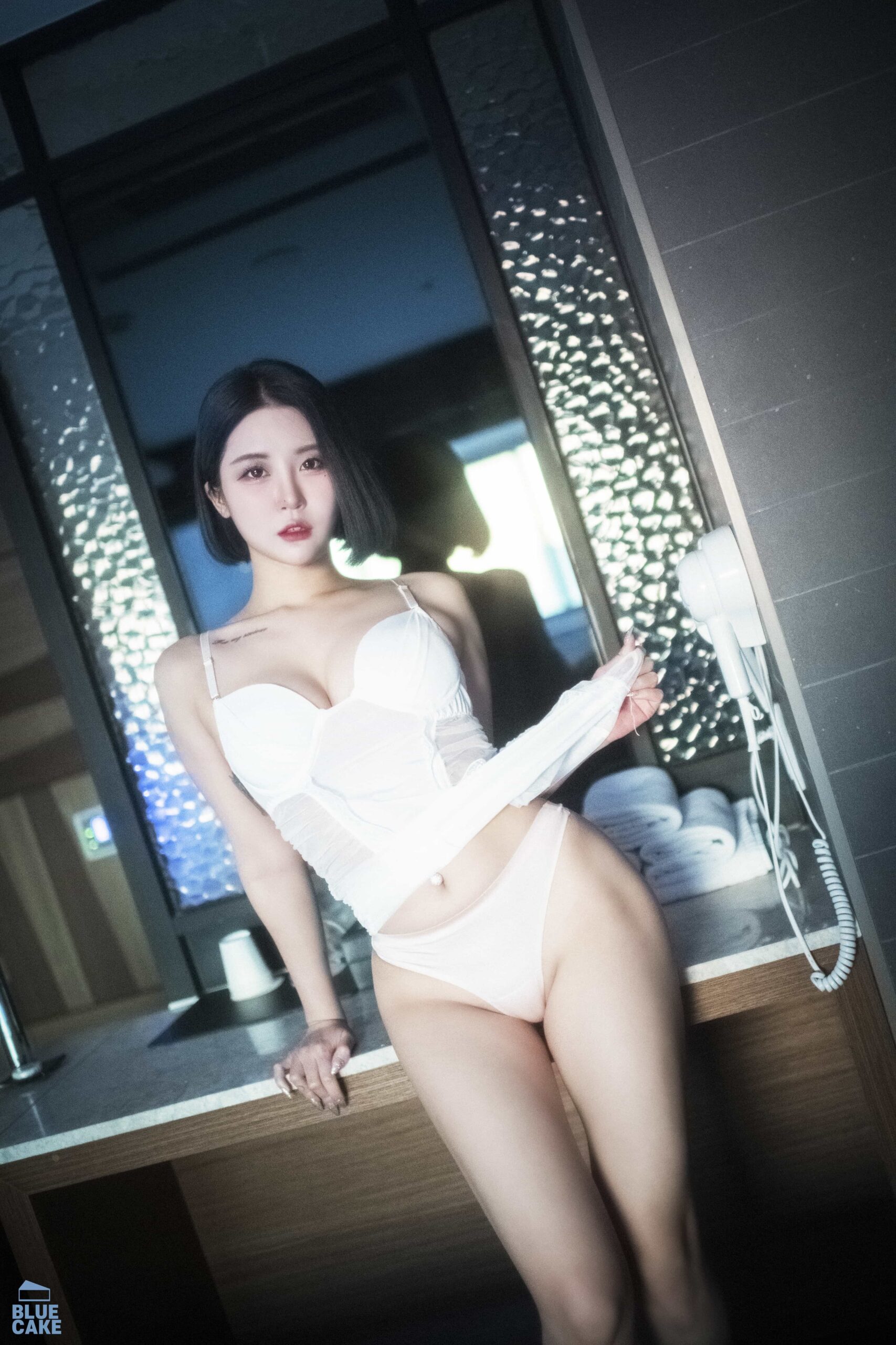 GS-H004 [BLUECAKE] Bomi - Secret [93P-1.21GB]