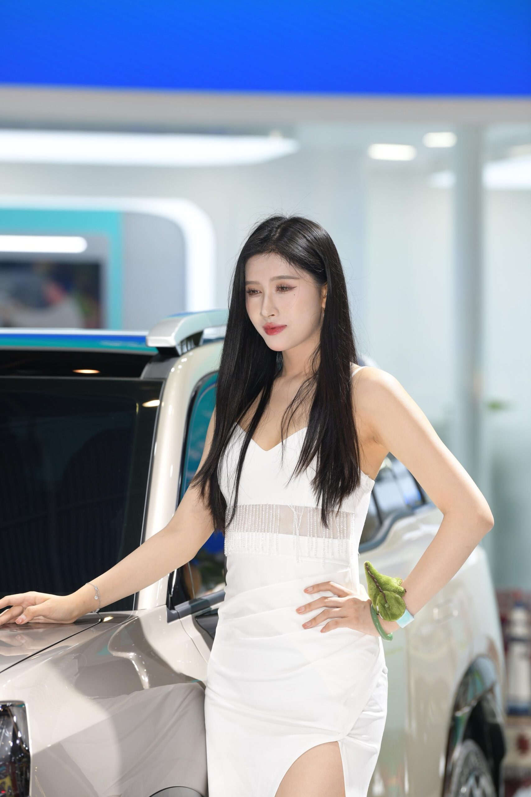 GS-S401 洁白长裙美女【27P 617M】