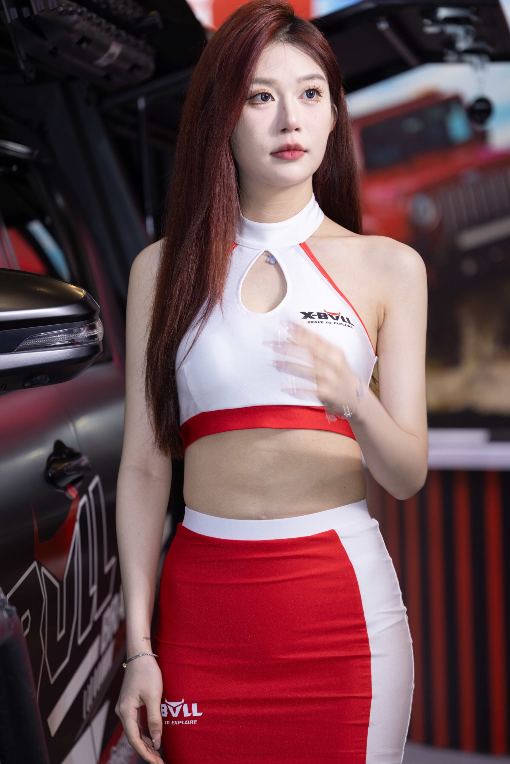 GS-S367 包屯车模美女【18P 185M】