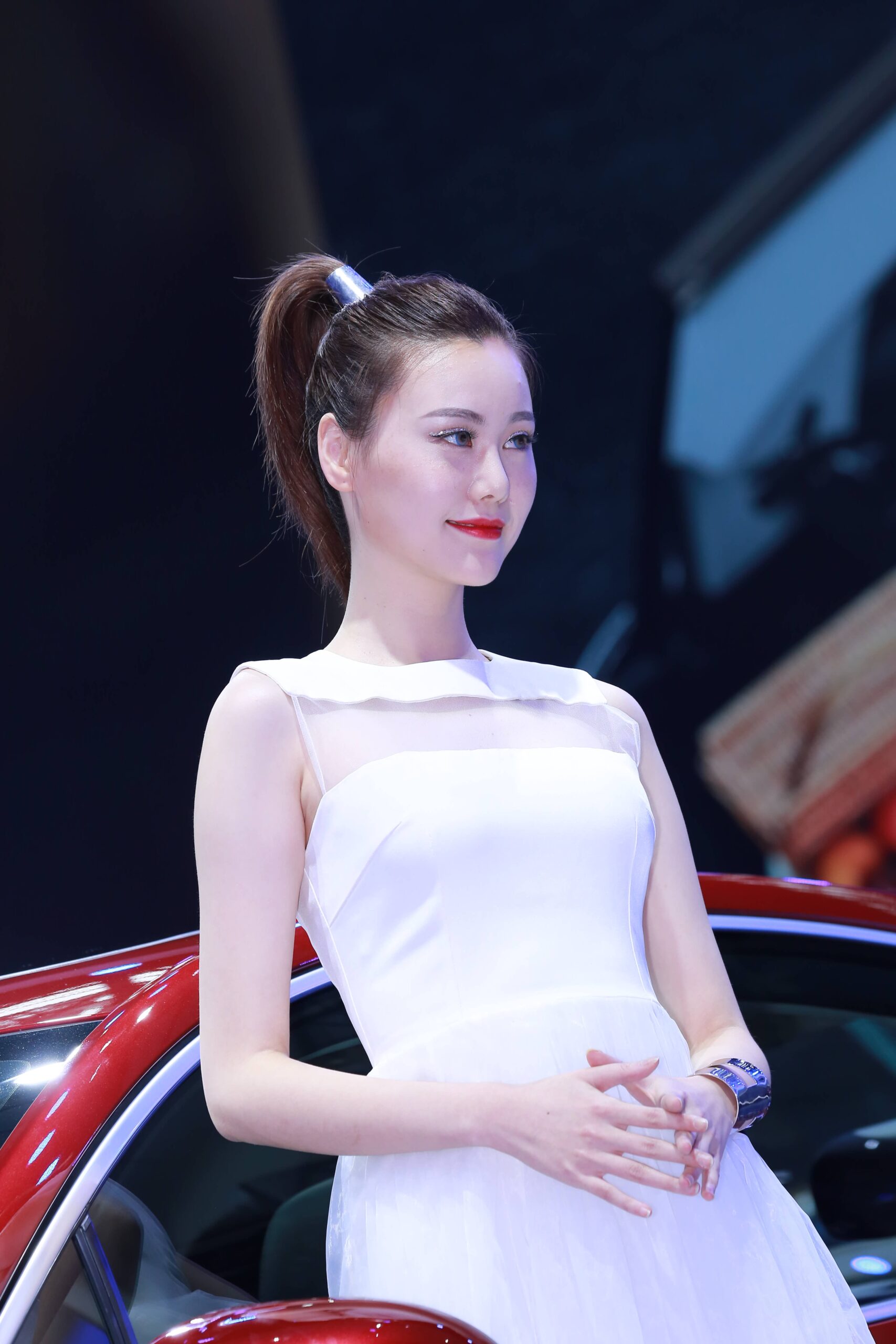 GS-S422 漂亮的长腿车模【609P 3.15G】
