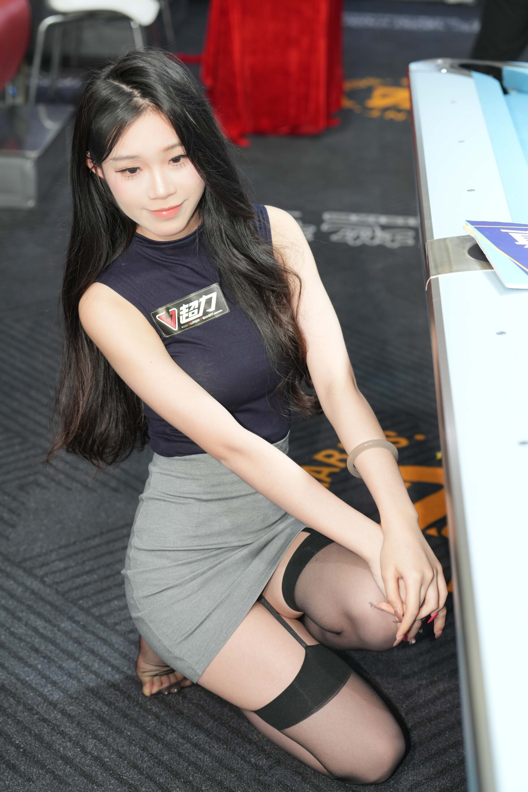 GS-T448 搭讪热裤美腿mm【46P  1.09G】