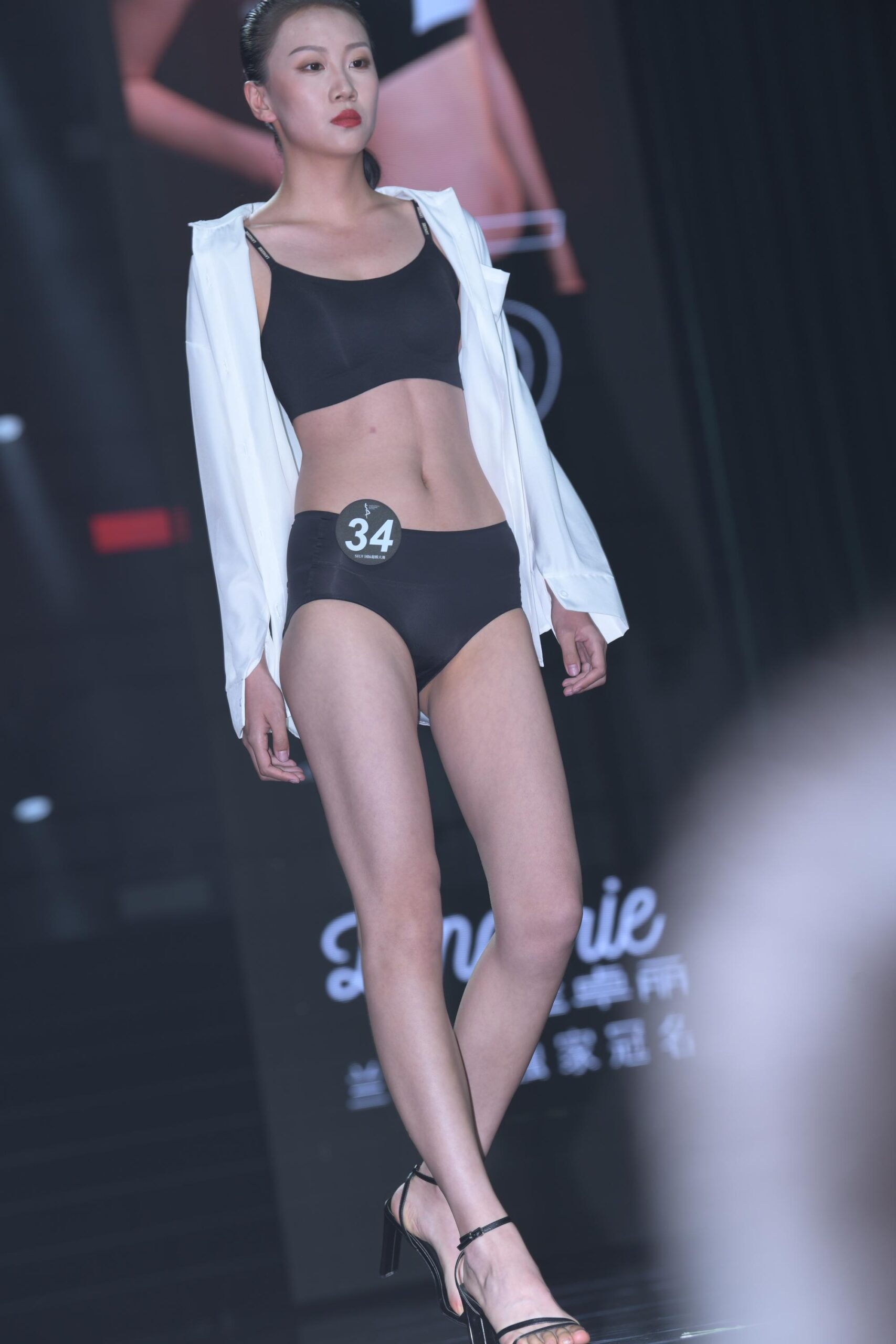 No.8914 活力青春 [172P-3.41GB]