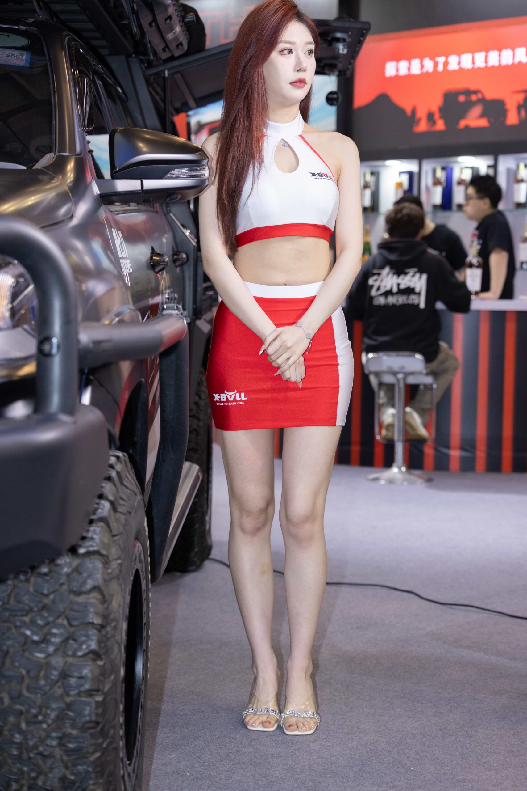GS-S367 包屯车模美女【18P 185M】