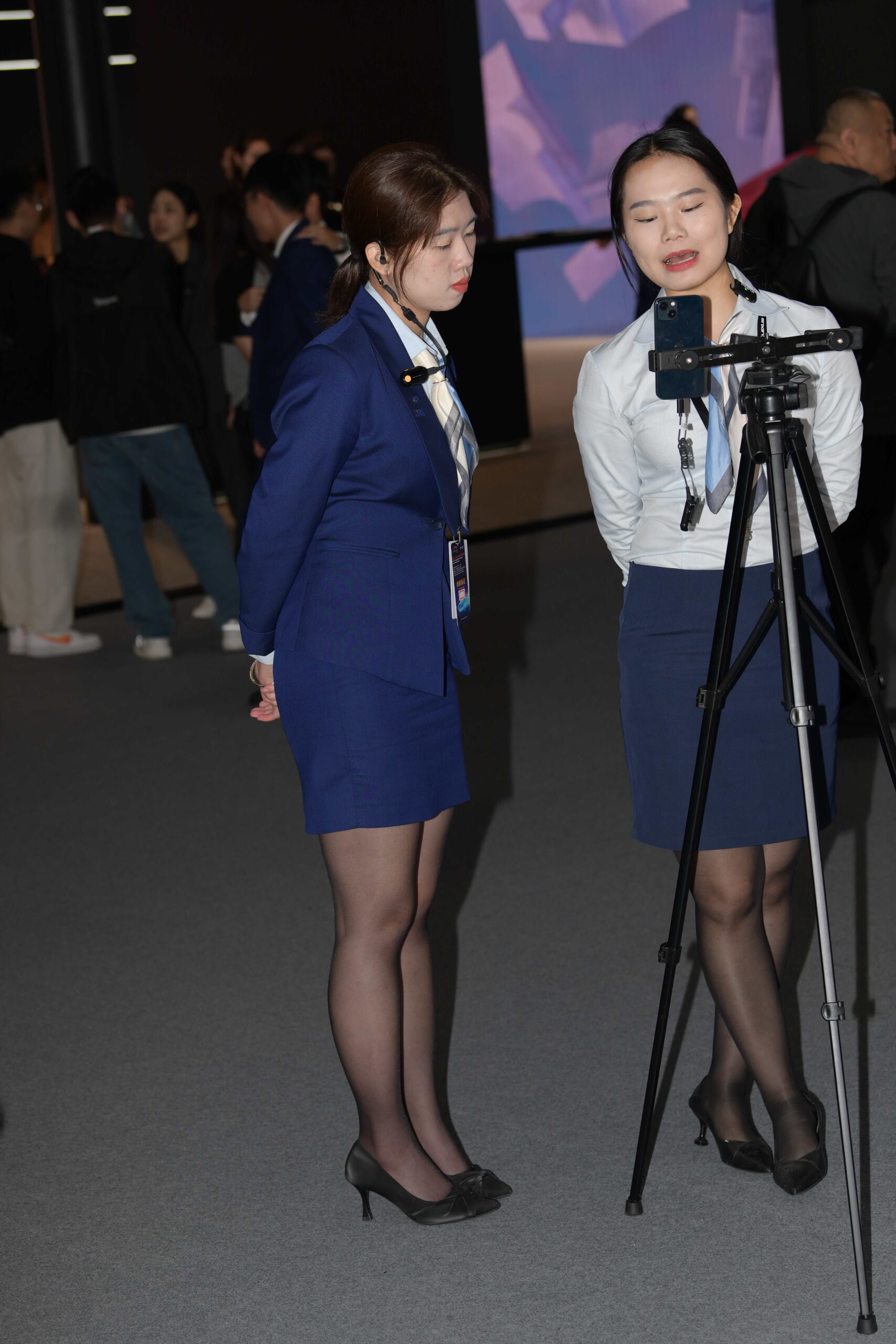 GS-S374 车展销售小姐姐【317P 7.94G】