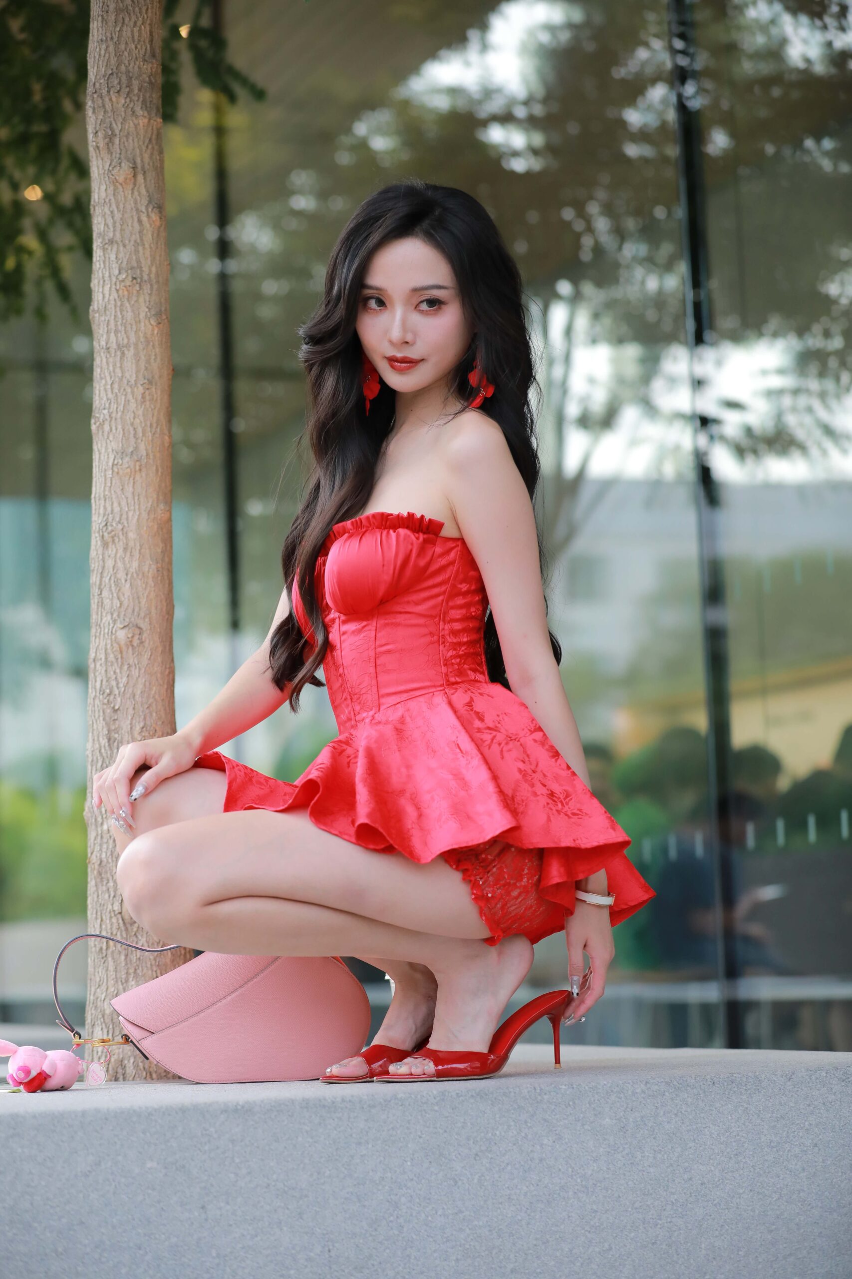 GS-T411 红裙长腿高跟美女 【326P11V   8.79G】