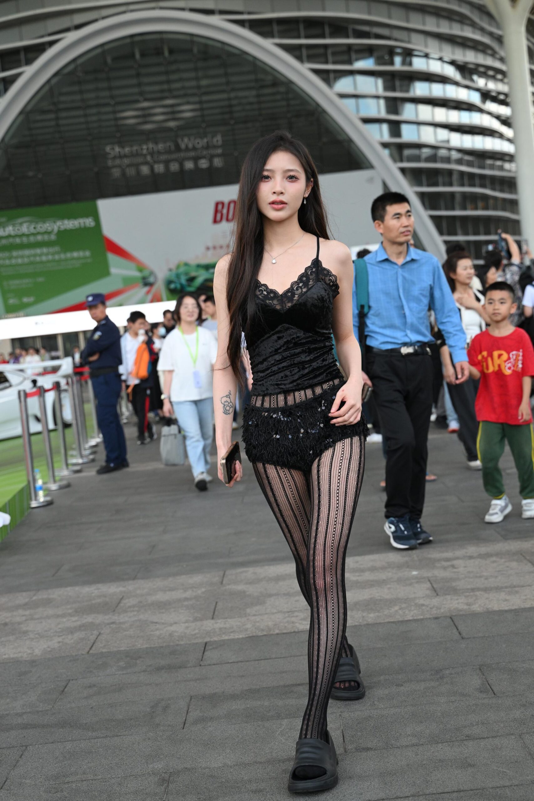 GS-S443 性感的黑丝美女【65P 1.19G】