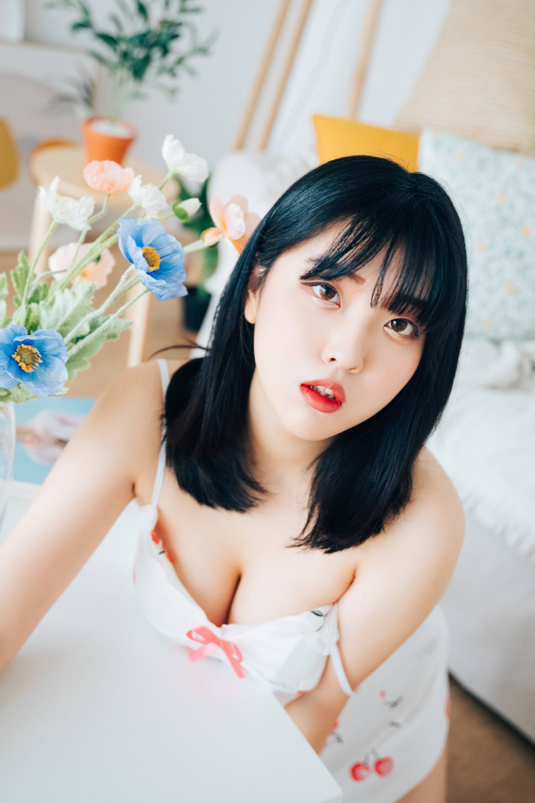 [LOOZY] Song Hana - Oyatsu [71P-927MB]
