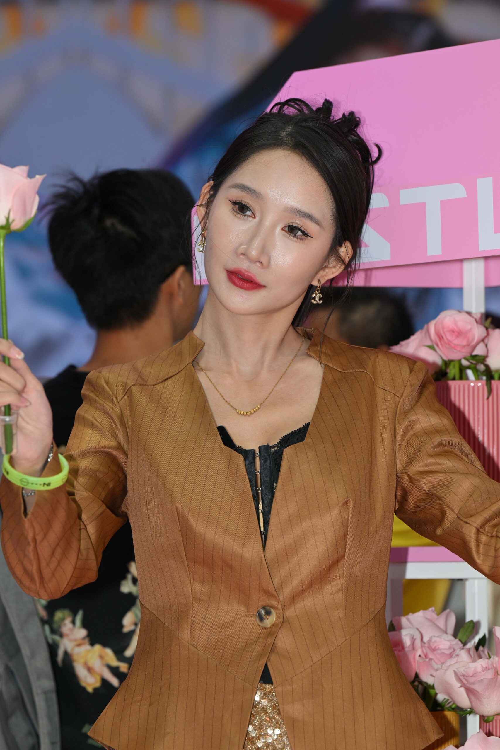 No.9043 西装外套亮片裙 [112P-2.08GB]