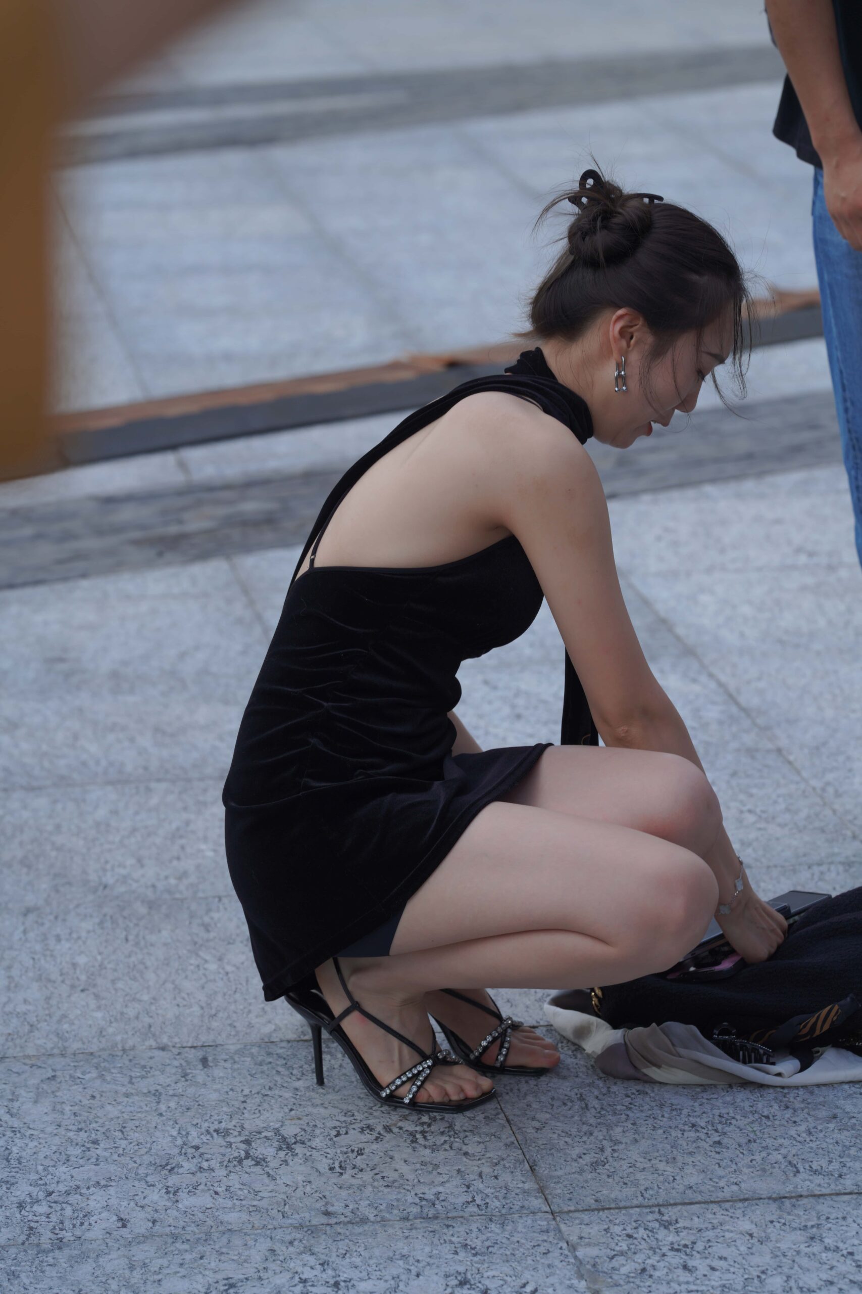 No.9048 迷人黑色吊带 [210P-2.53GB]