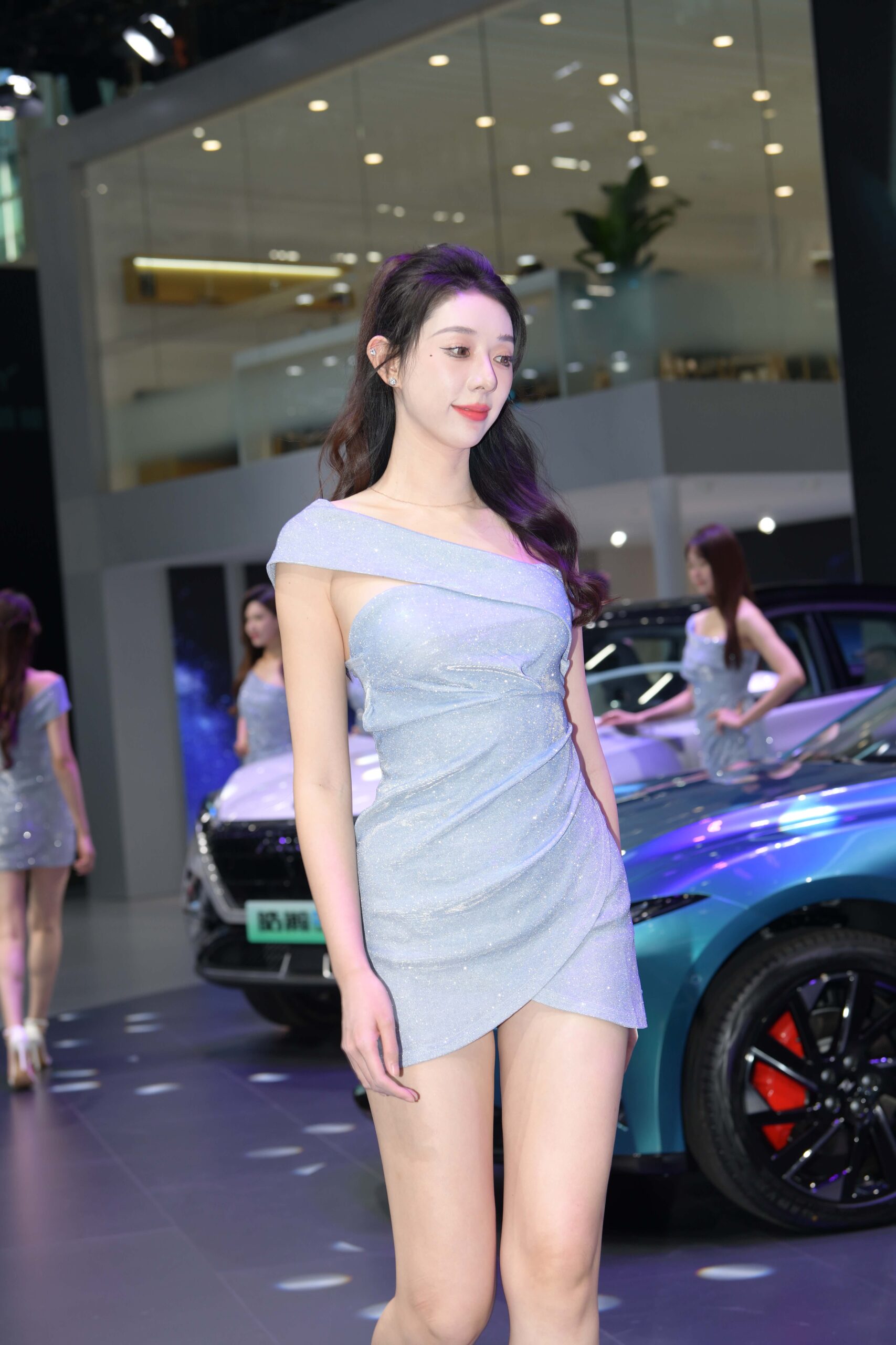 No.8944 灰色修身裙 [116P-2.83GB]