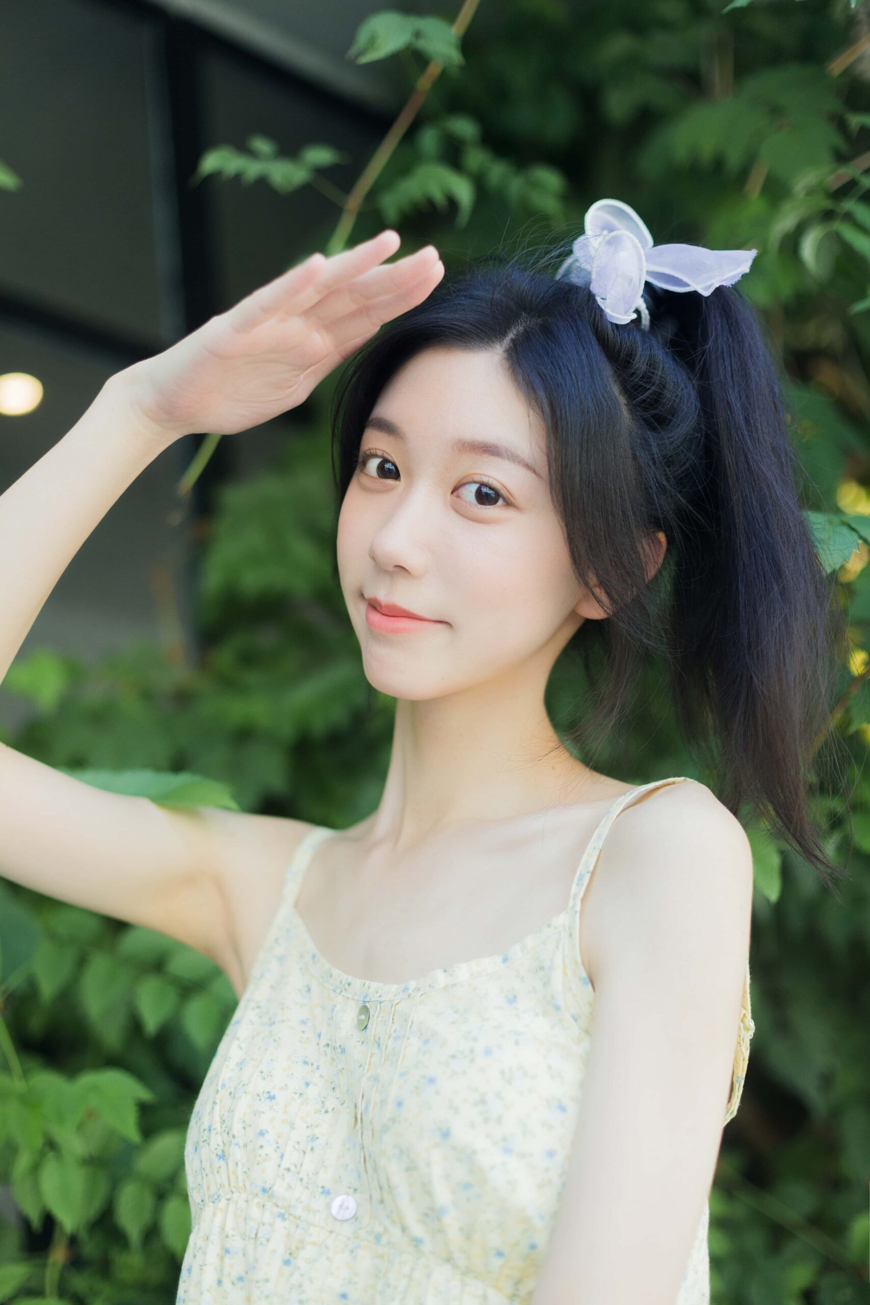 GS-Y0031 夏日凌霄 饲猫少女- [32P-322MB]
