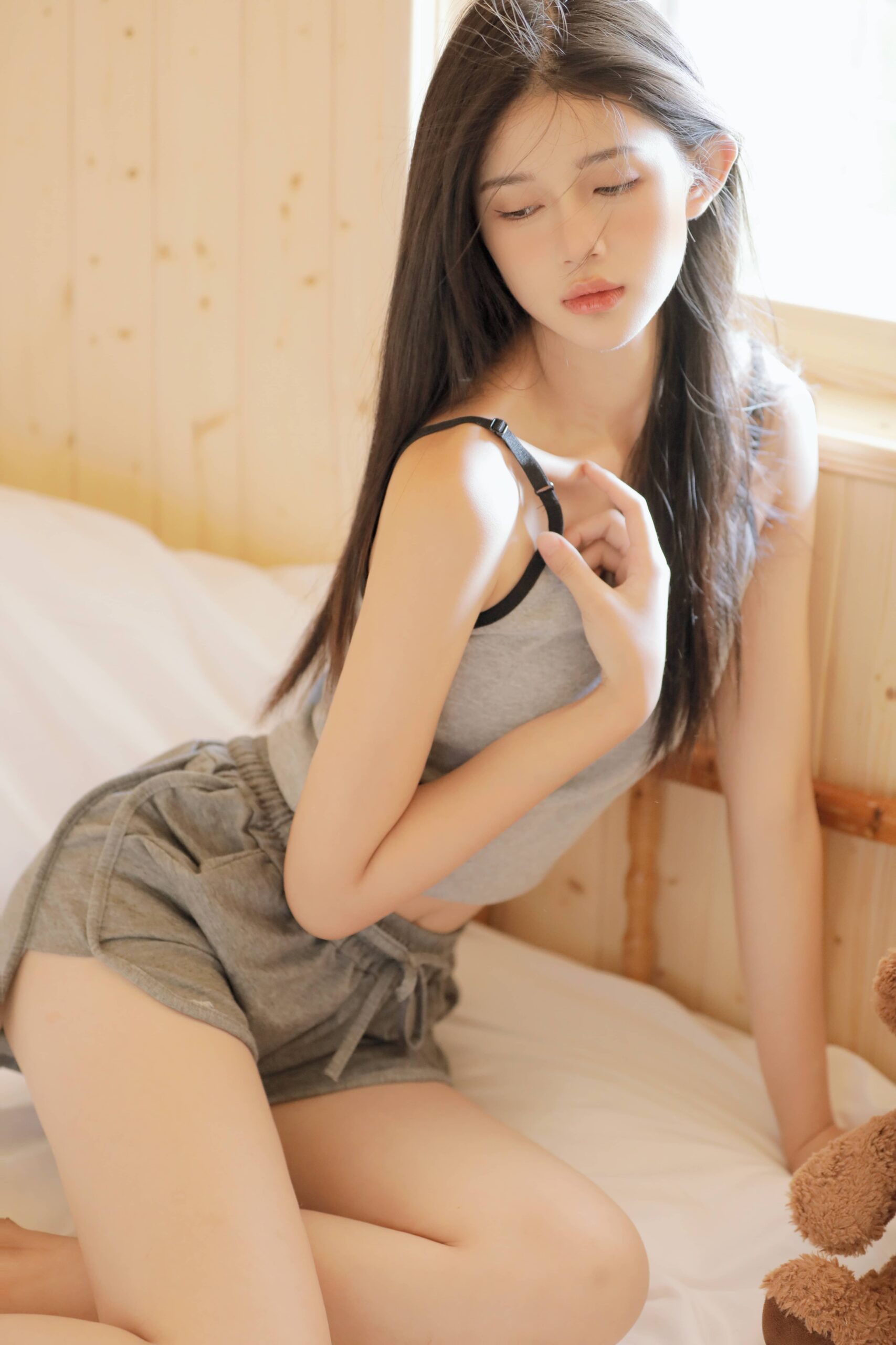 GS-Y0096  木屋里的女孩 馨瑶子 [28P-290MB]