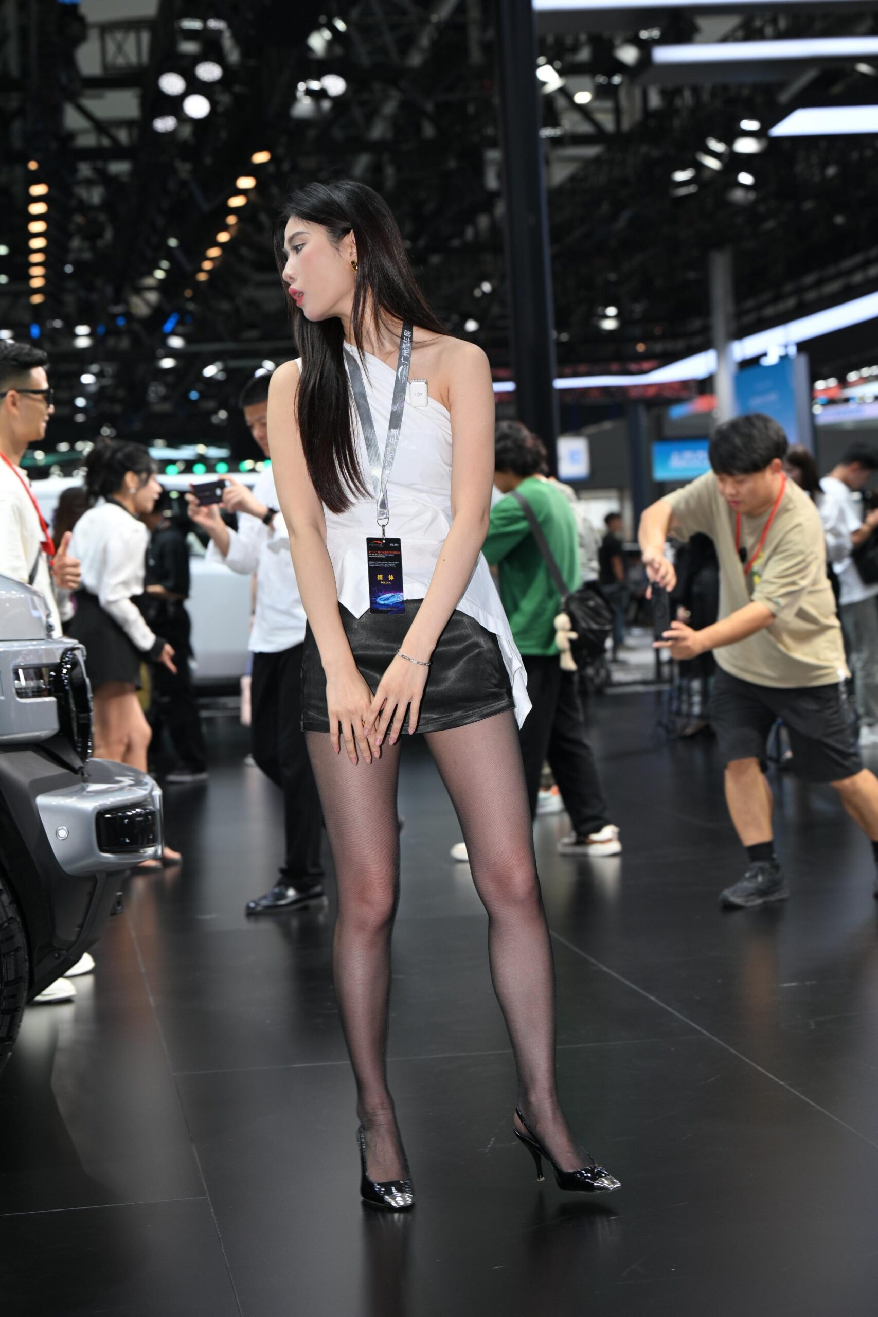 GS-S450 长腿黑丝美女【62P 1.29G】