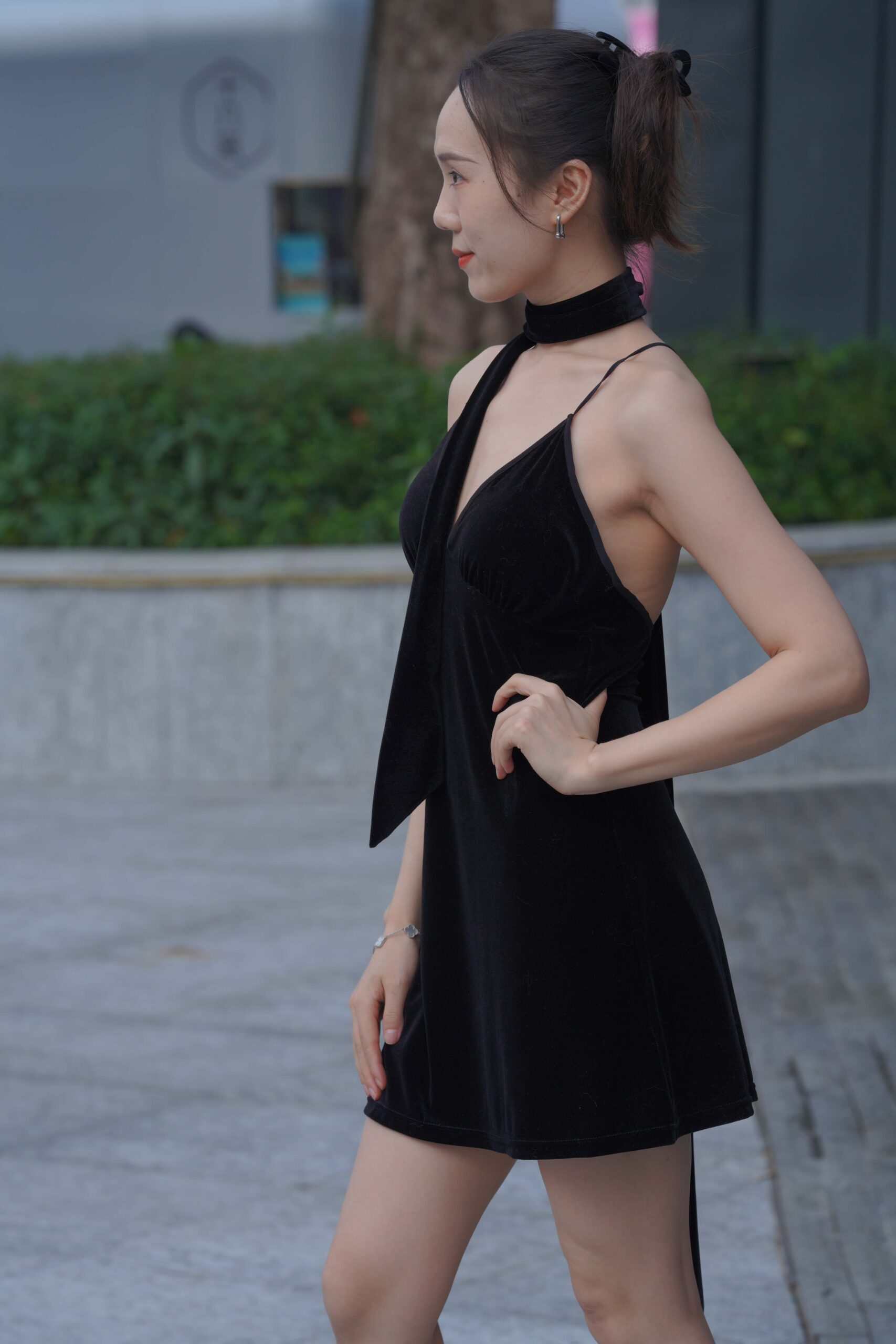 No.9048 迷人黑色吊带 [210P-2.53GB]