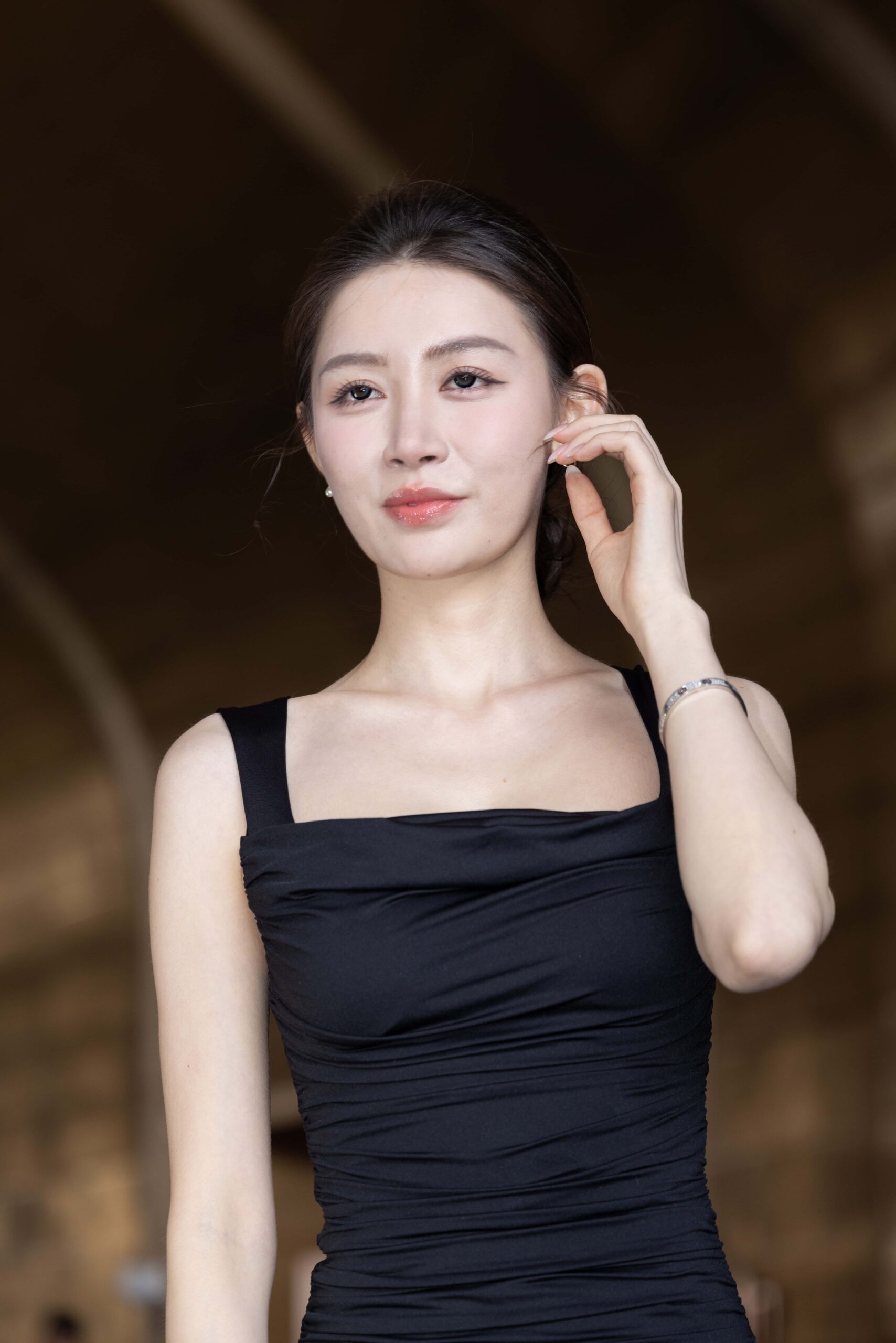 GS-T511 网红敏敏外拍 【653P  5.49G】