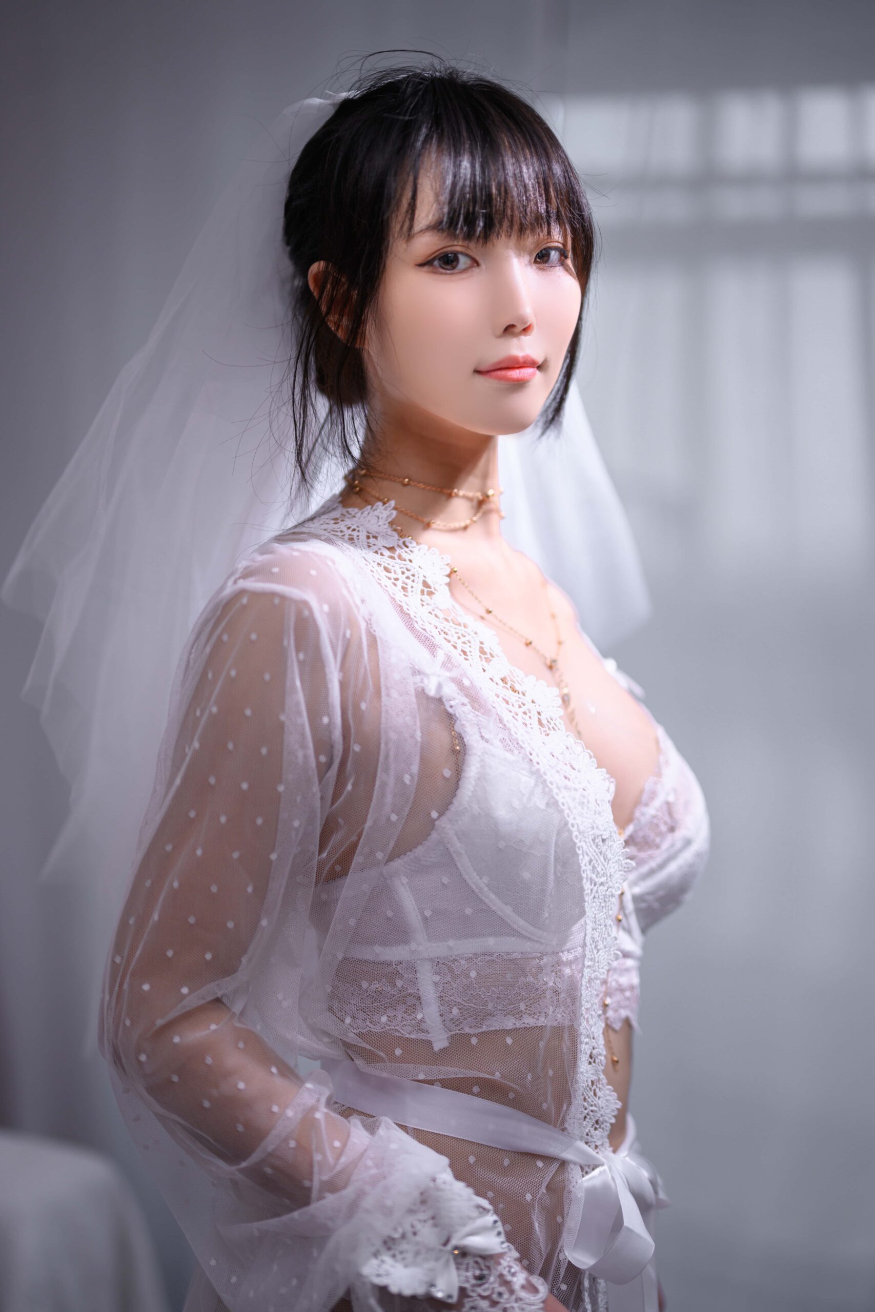 Cosplay汪知子 - 婚纱 [35P-512MB]