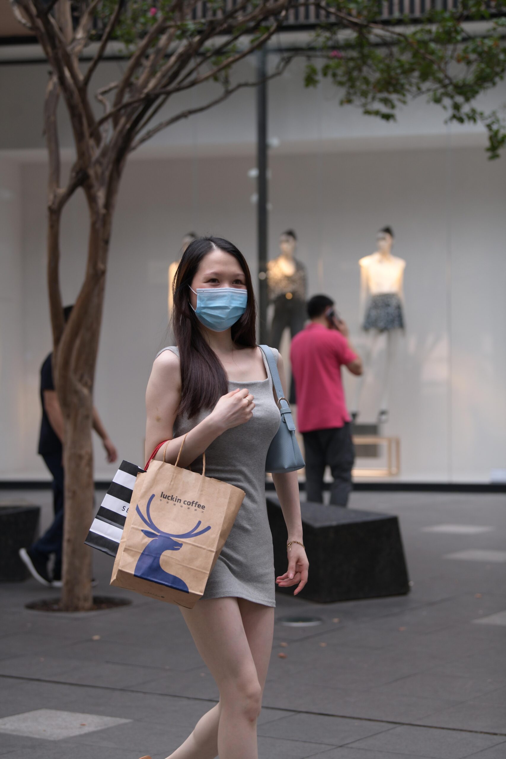 No.9041 吊带包臀裙 [70P-1.52GB]